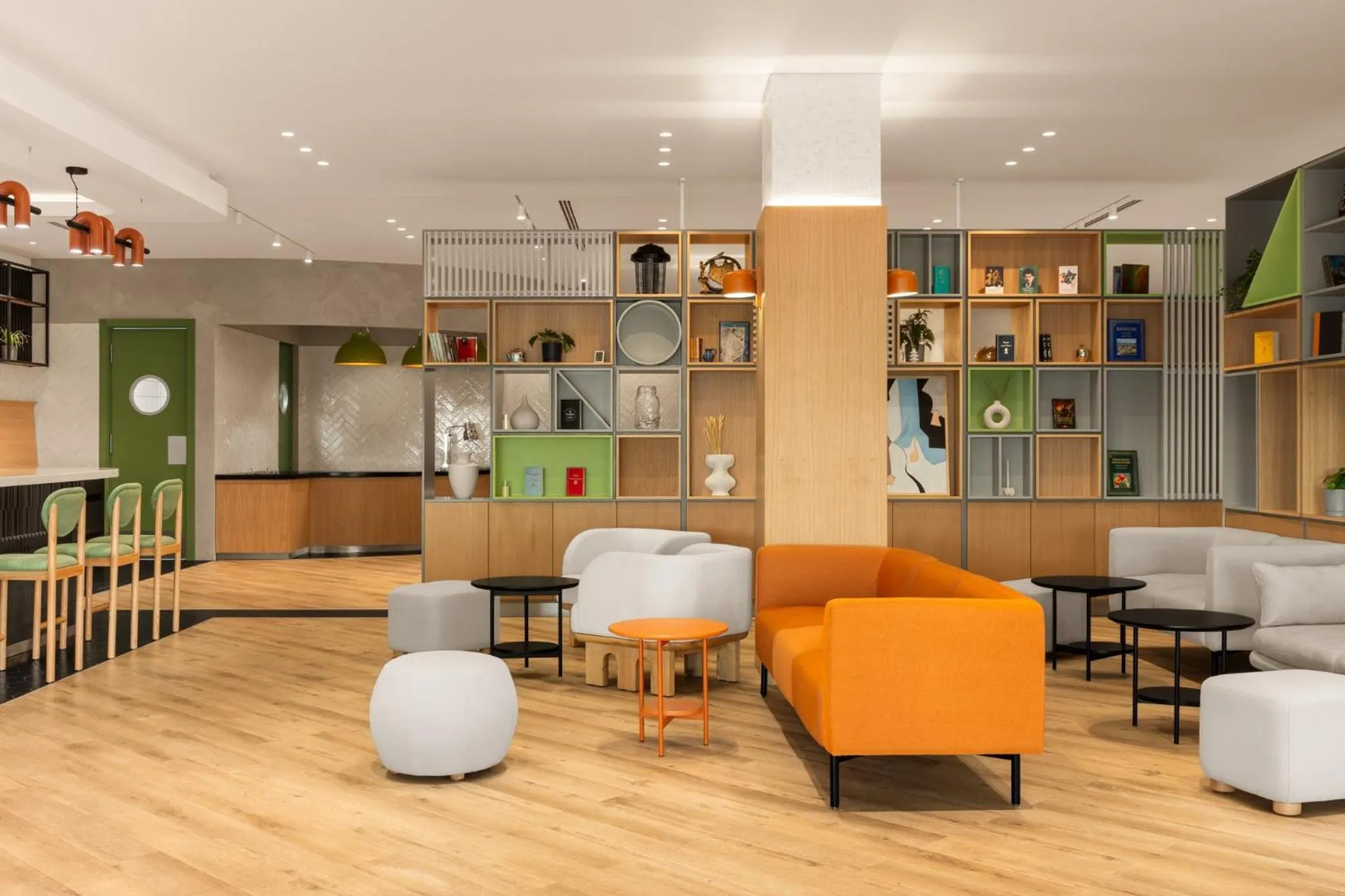 Restaurant/places to eat in Holiday Inn Almaty by IHG