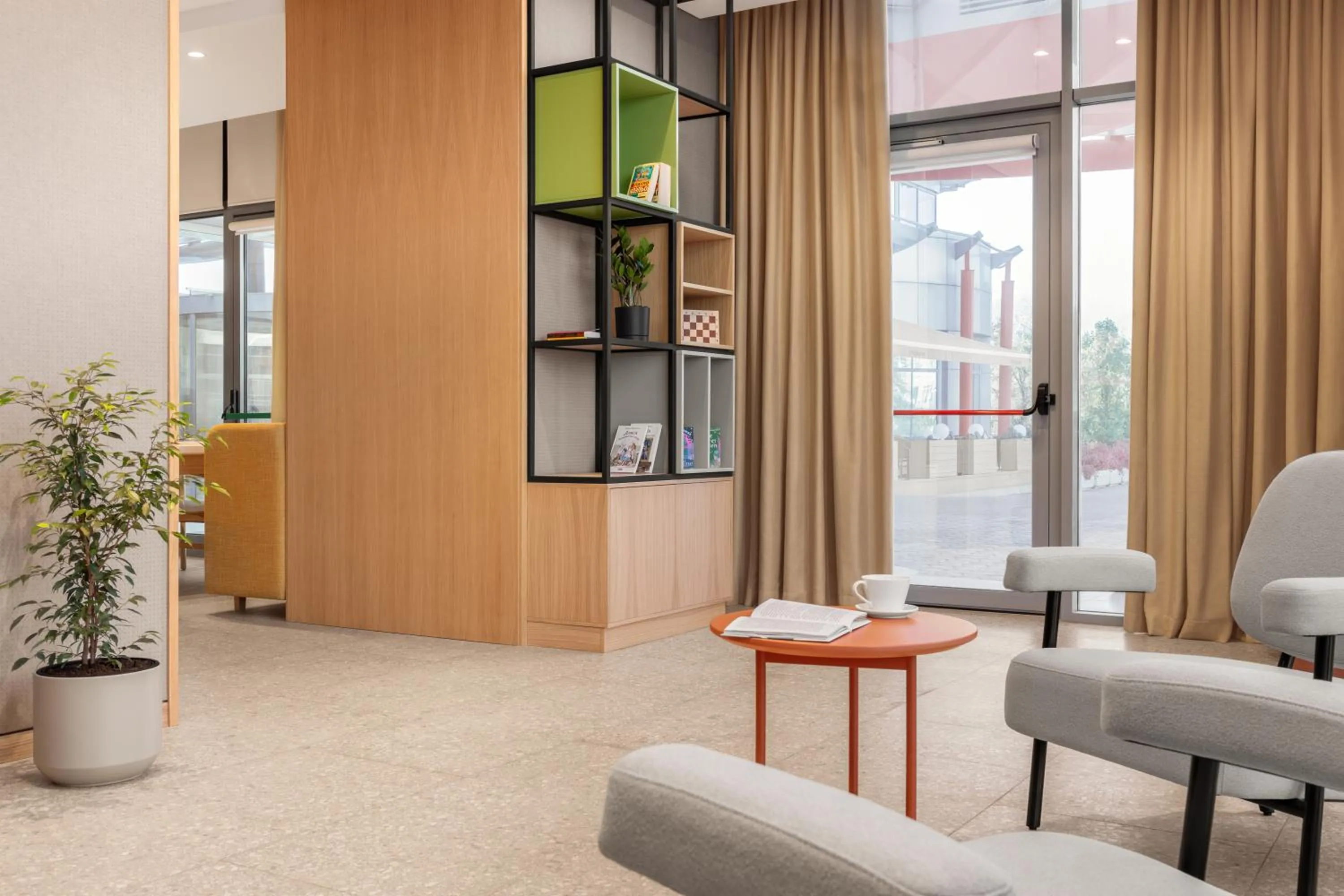 Coffee/tea facilities in Holiday Inn Almaty by IHG