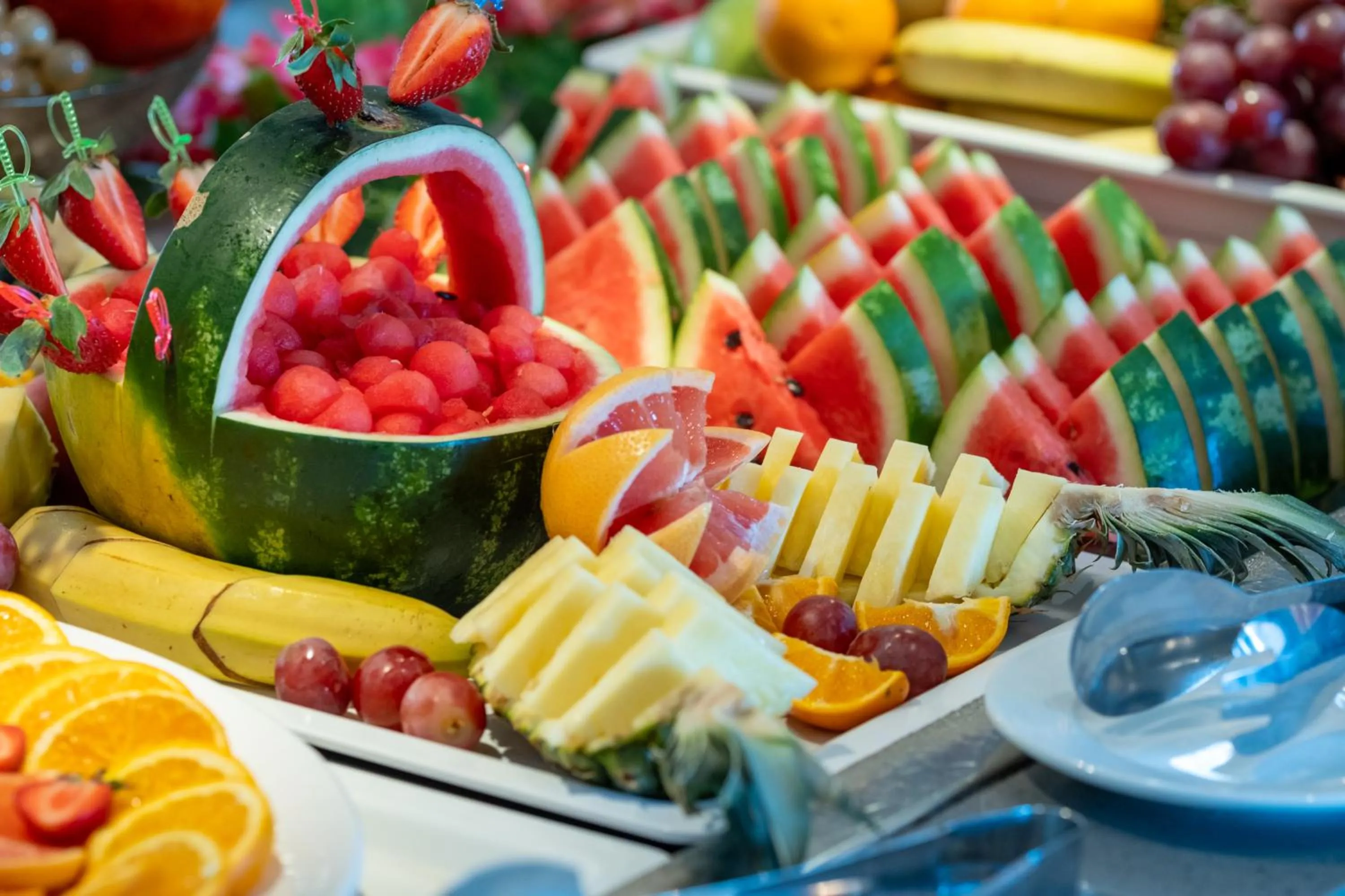 Restaurant/places to eat in Mediterranean Beach Resort