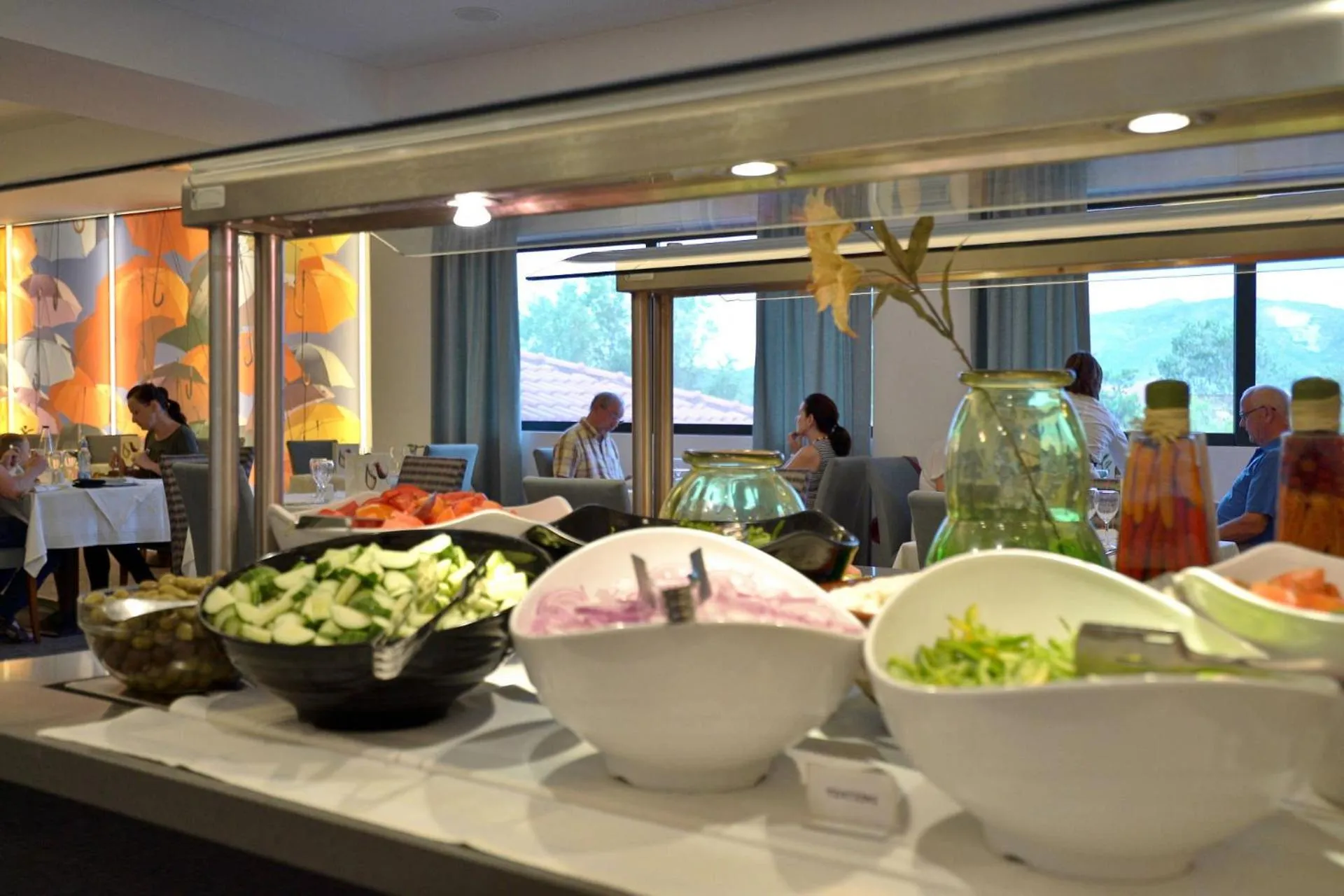 Restaurant/places to eat in Mediterranean Beach Resort