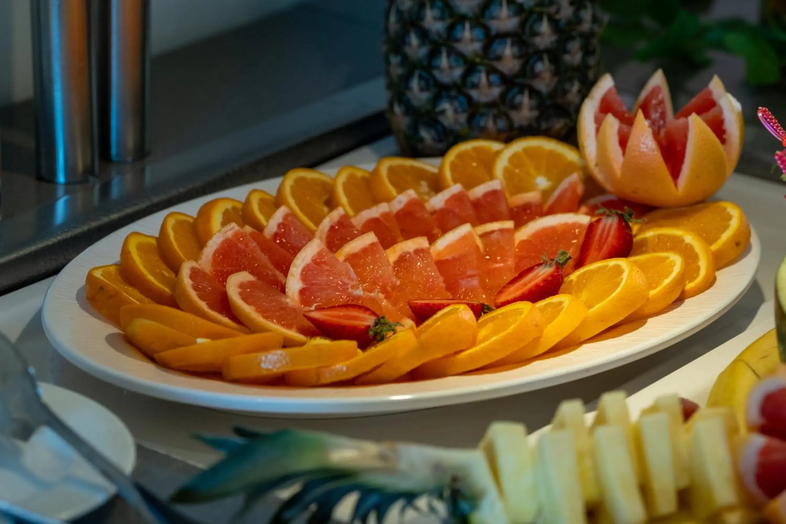 Restaurant/places to eat in Mediterranean Beach Resort Restaurant/places to eat in Mediterranean Beach Resort