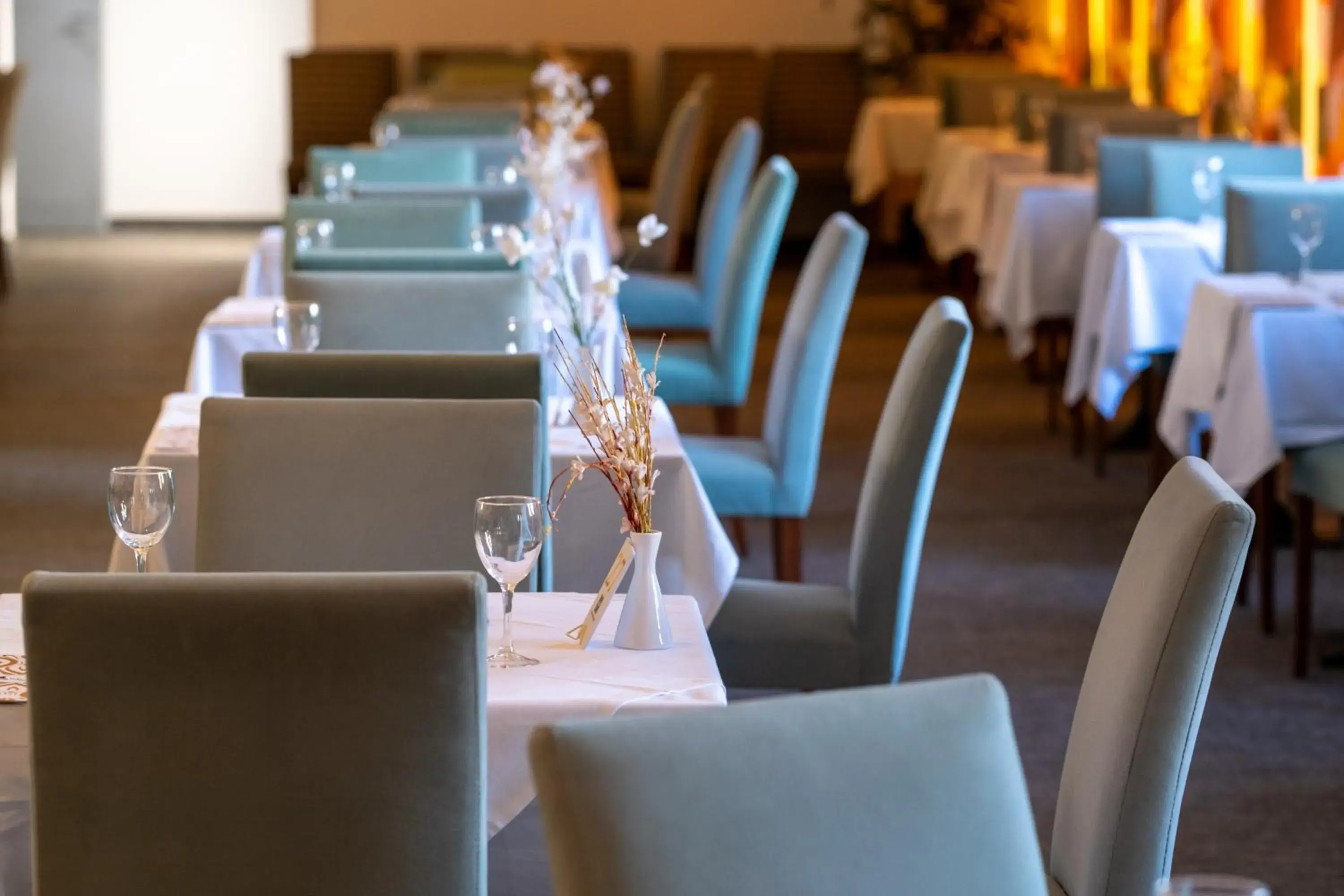 Restaurant/places to eat in Mediterranean Beach Resort Restaurant/places to eat in Mediterranean Beach Resort