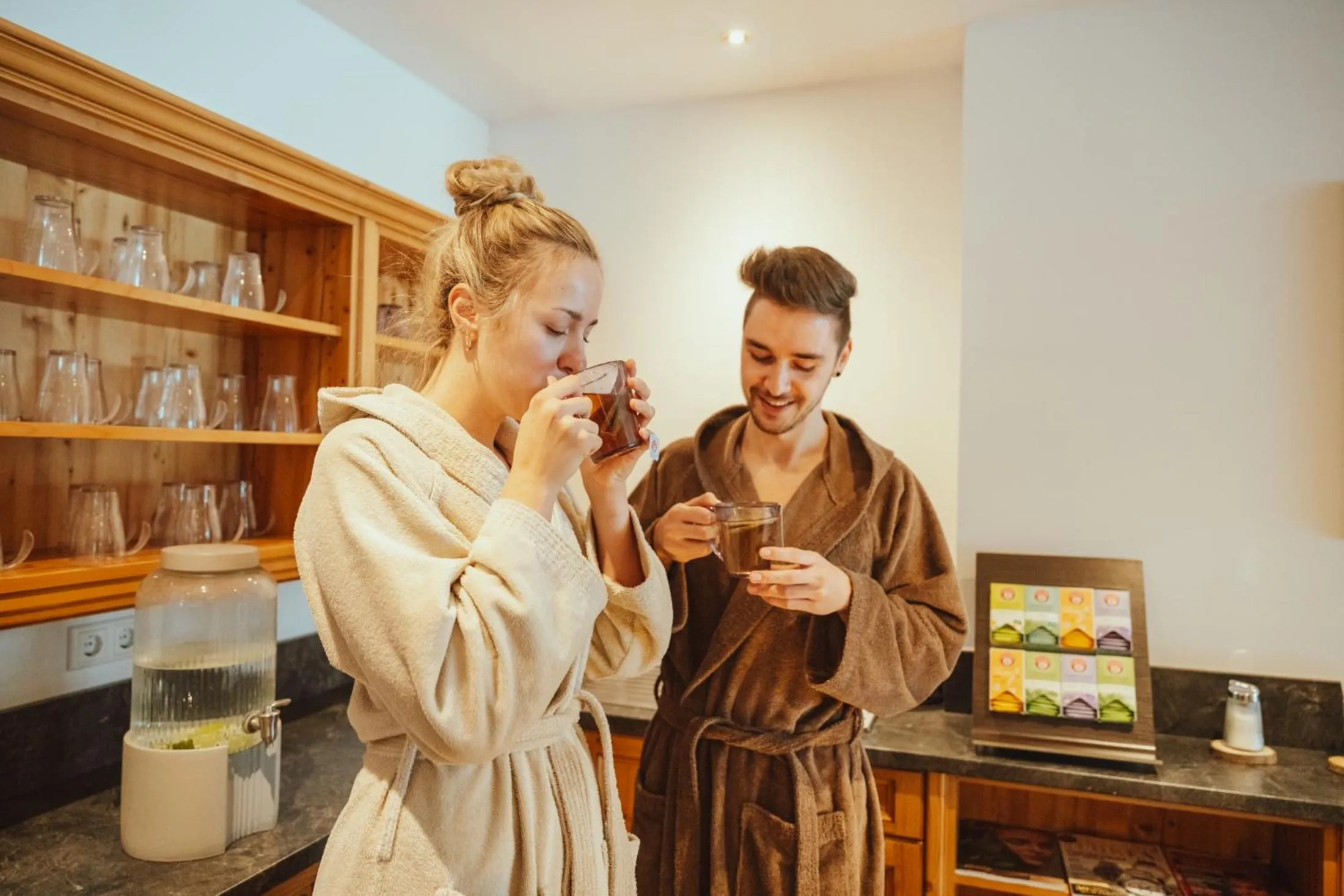 Coffee/tea facilities in Hotel Vitalquelle Montafon