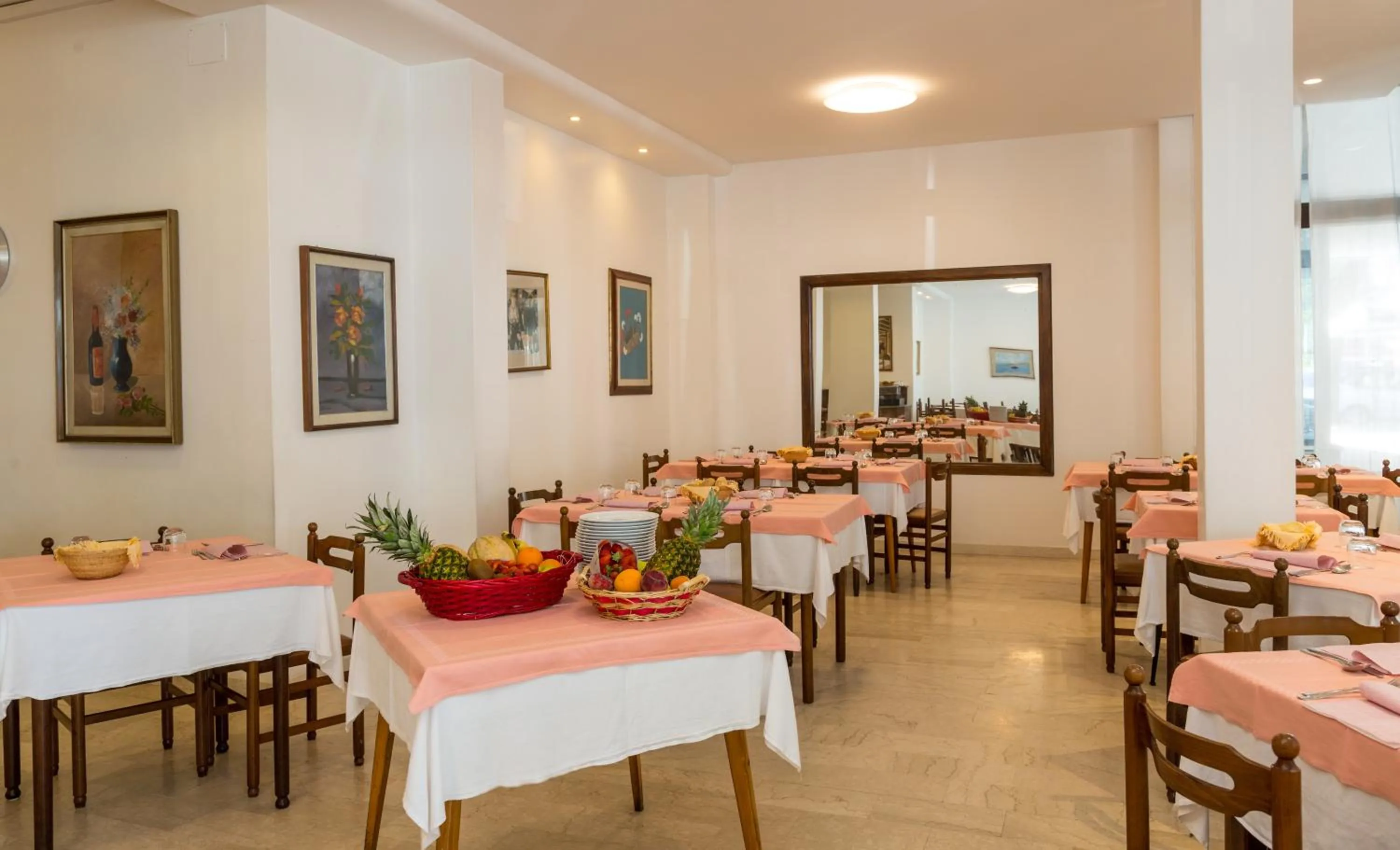 Restaurant/places to eat in Hotel Alla Rotonda