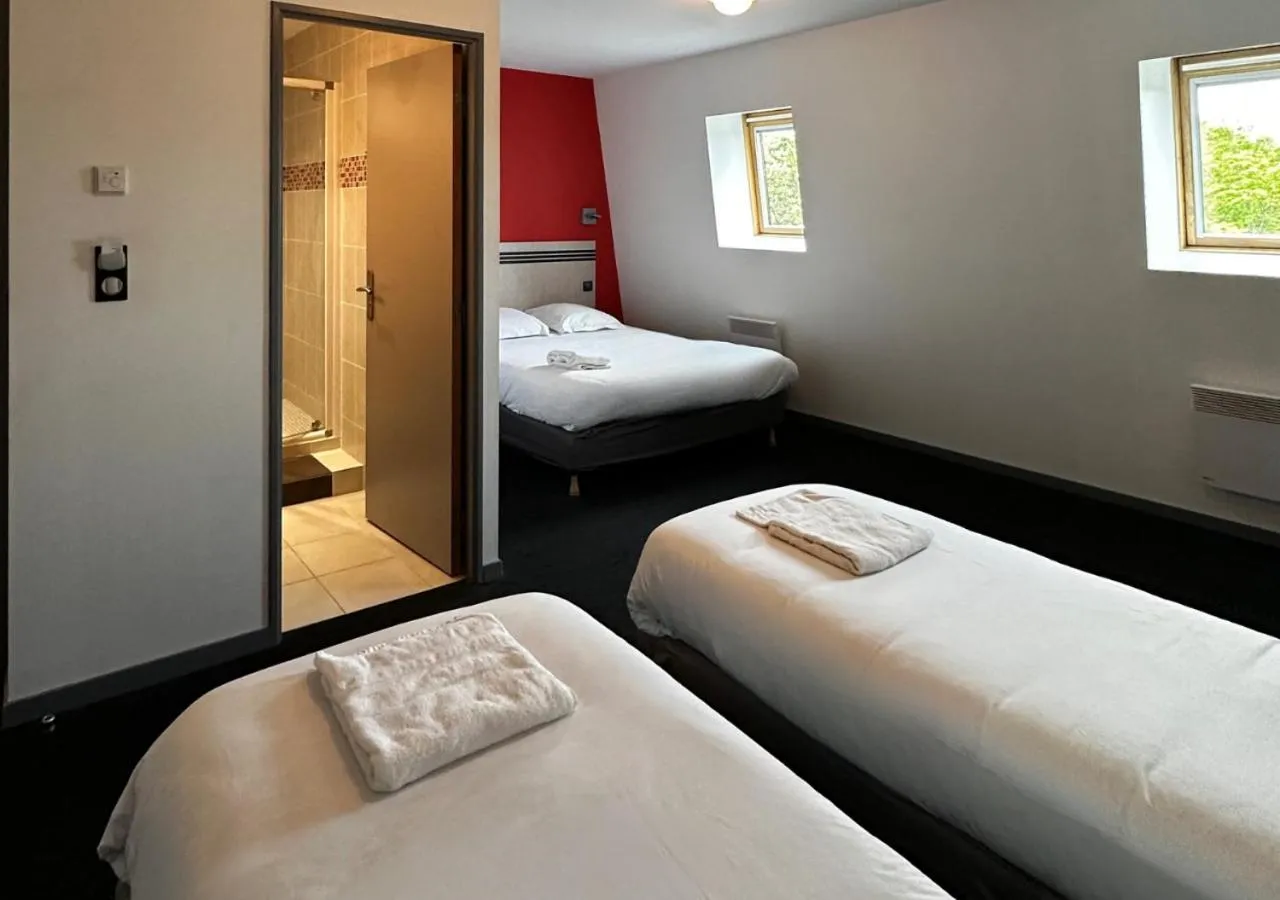 Bed in Brit Hotel La Ferté sous Jouarre