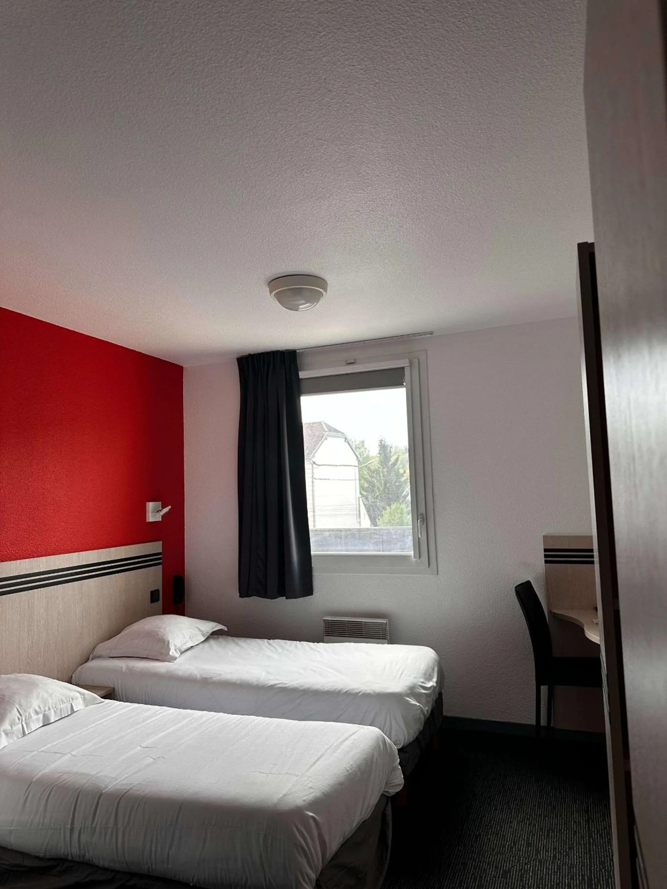 Bedroom, Bed in Brit Hotel La Ferté sous Jouarre