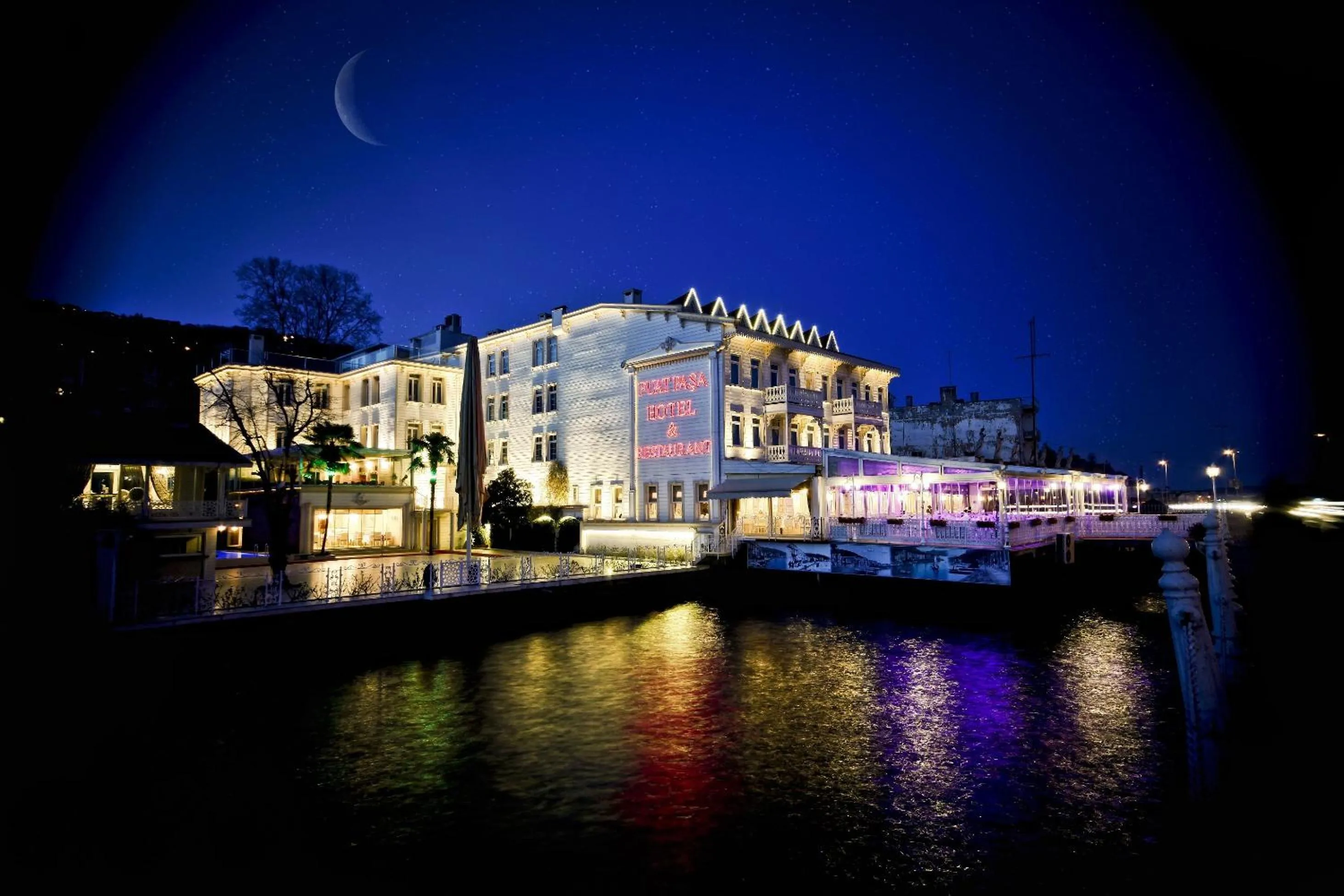 Facade/entrance in Fuat Pasa Oteli - Special Category Bosphorus