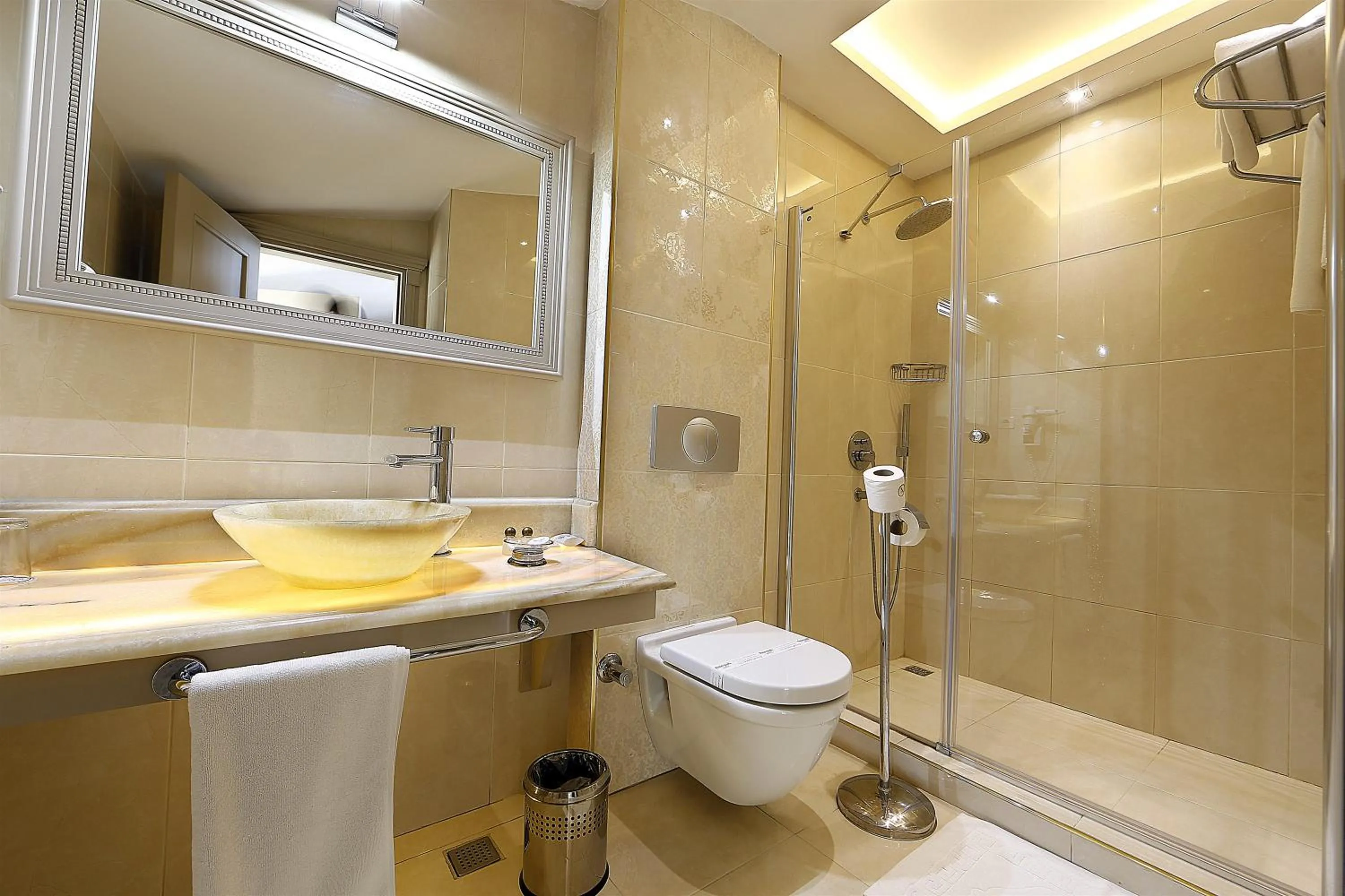 Shower in Fuat Pasa Oteli - Special Category Bosphorus