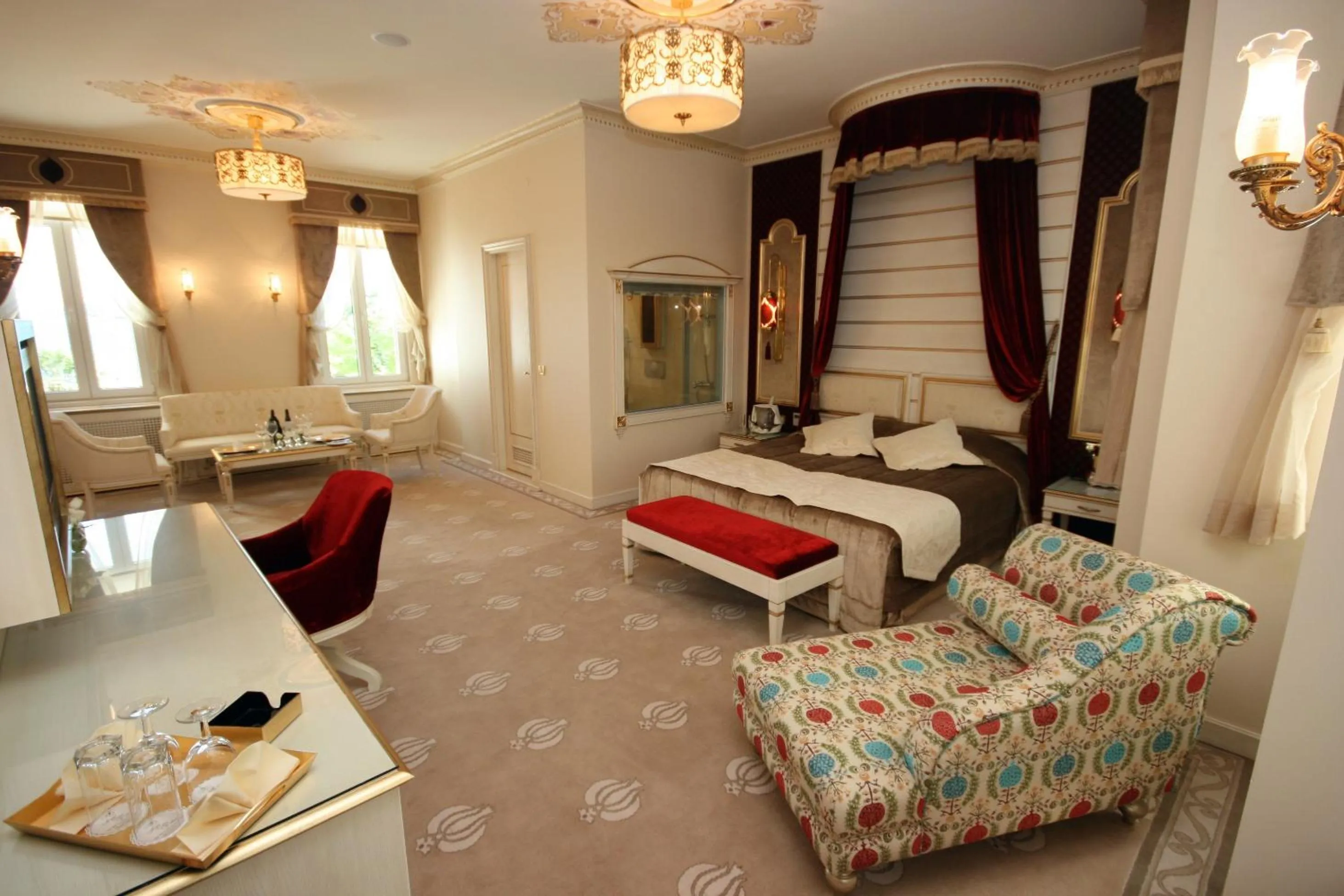 Photo of the whole room, Bed in Fuat Pasa Oteli - Special Category Bosphorus