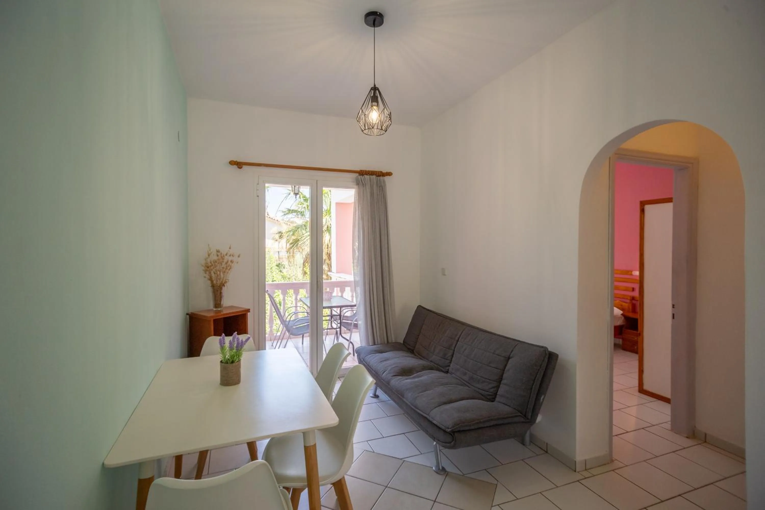 Seating area in Kyprianos