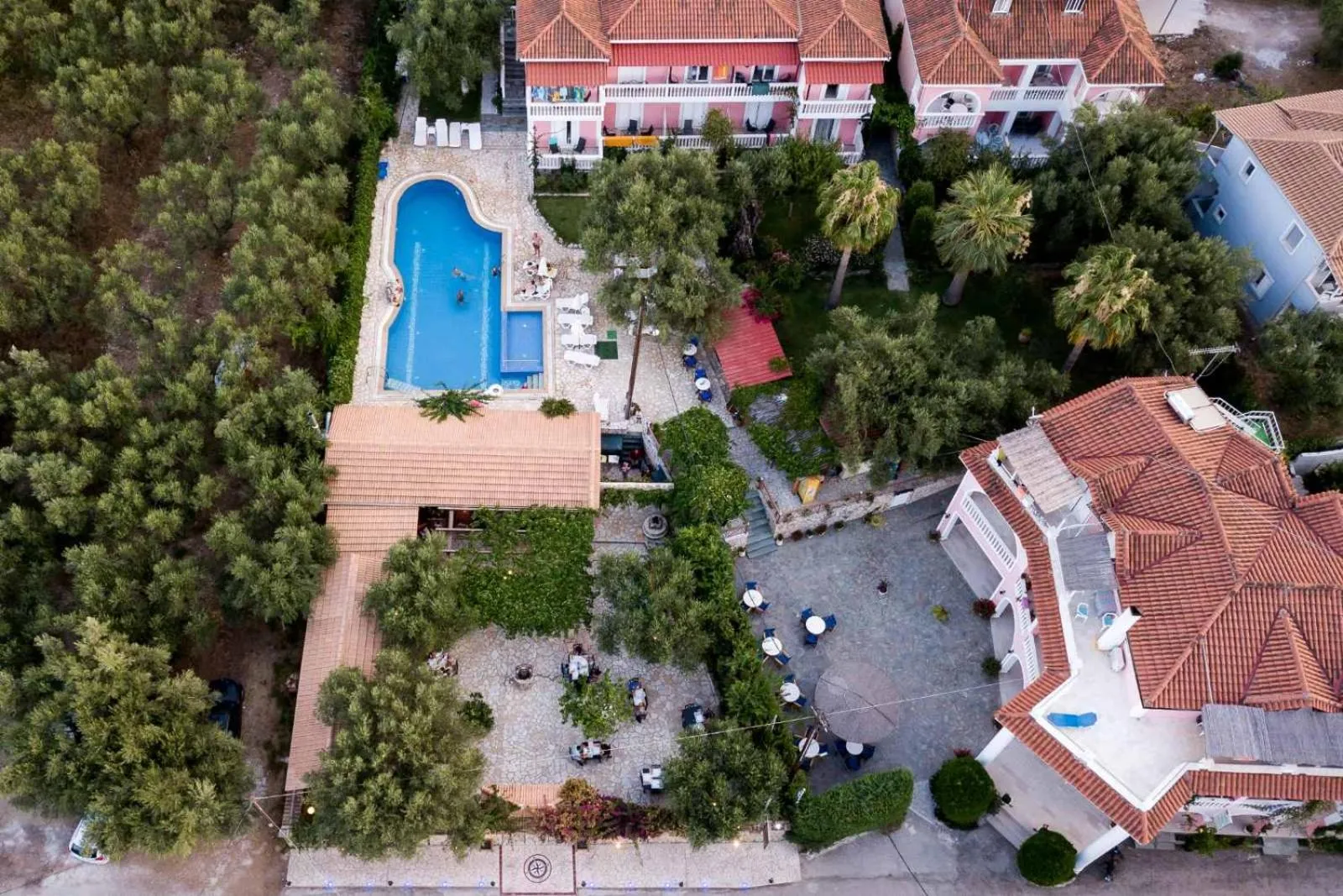 Property building in Kyprianos