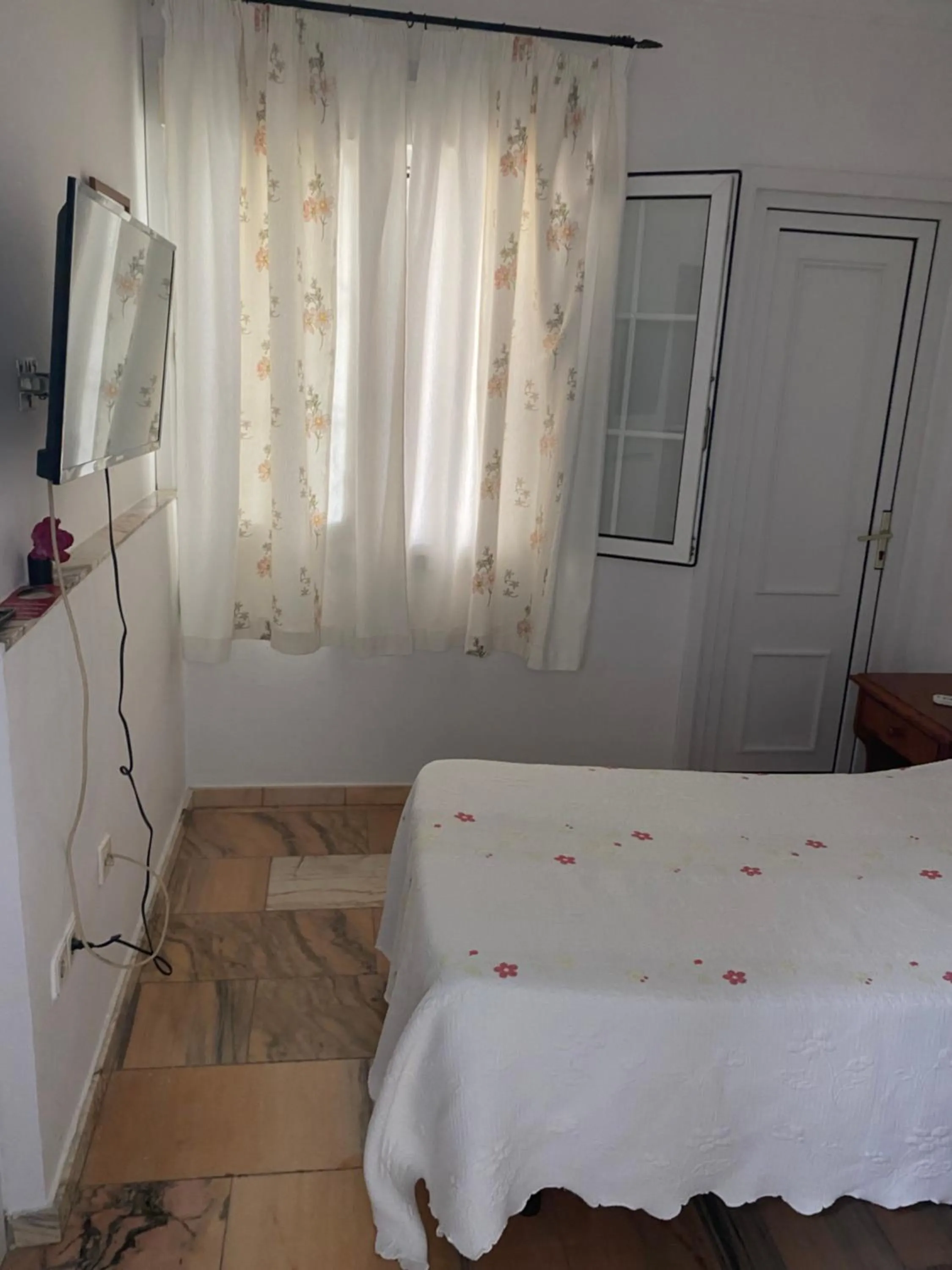 Bed in Hostal Restaurante La Niña