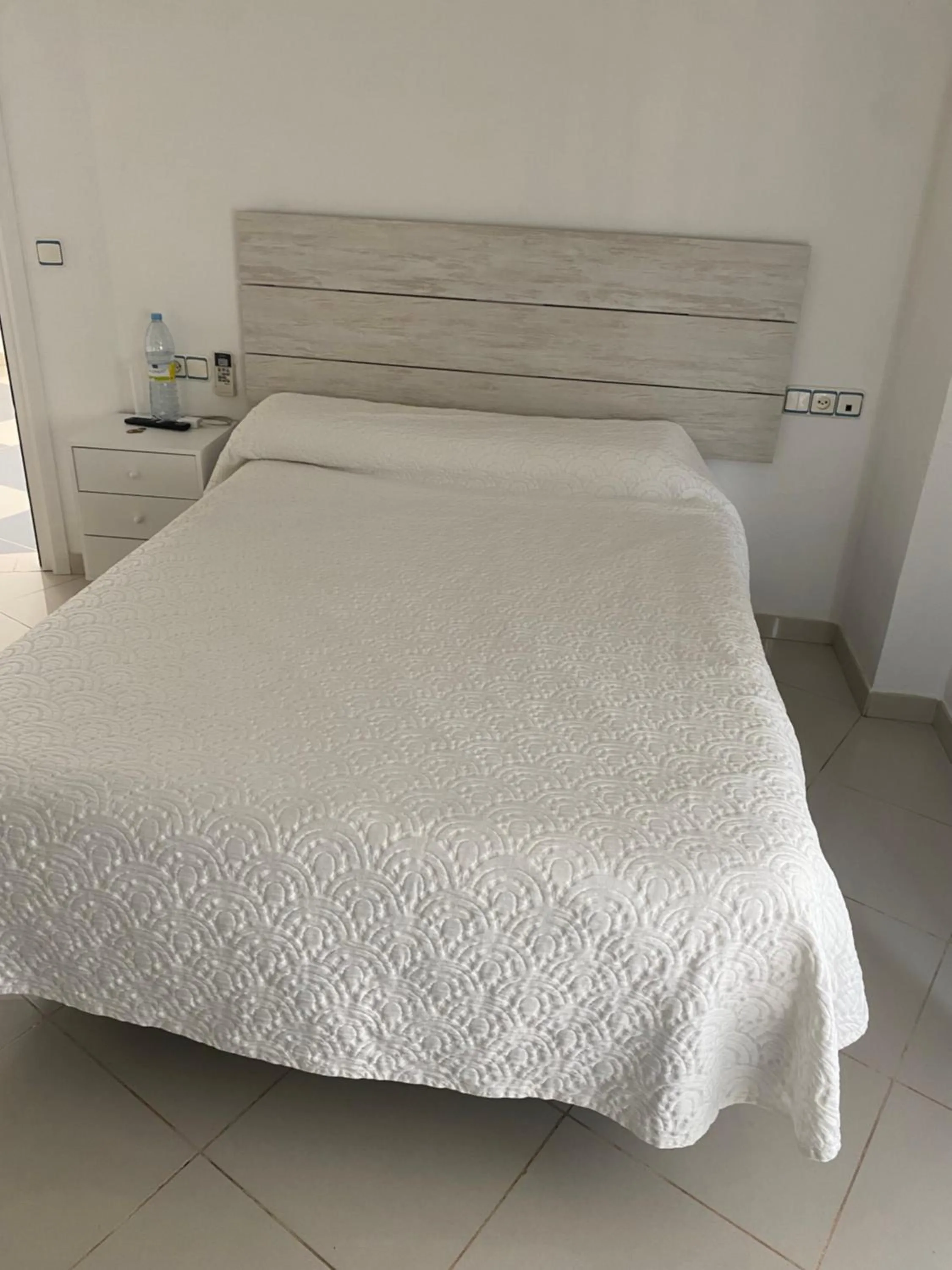 Bed in Hostal Restaurante La Niña