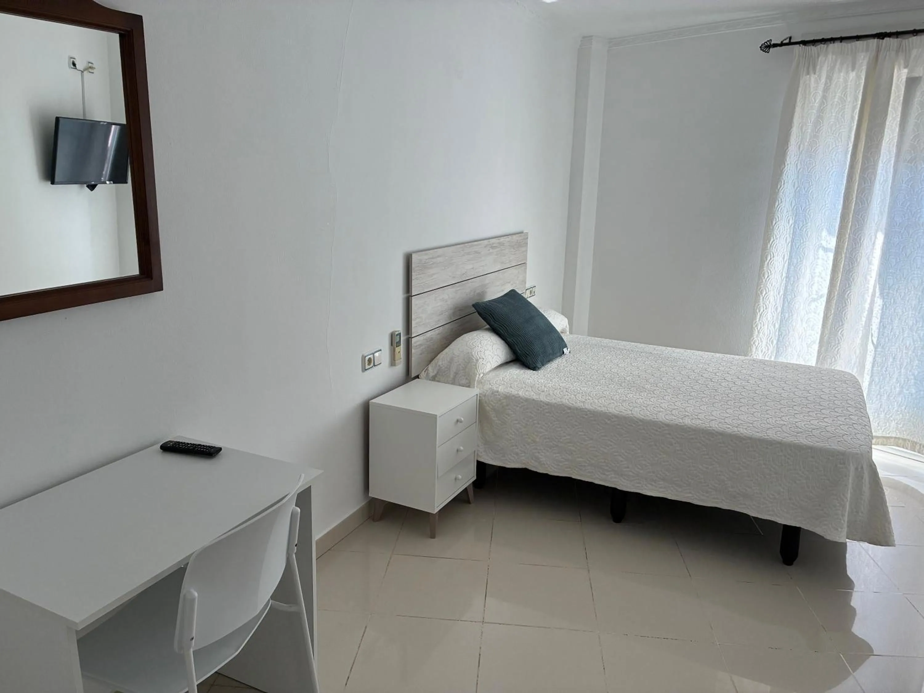 Bed in Hostal Restaurante La Niña
