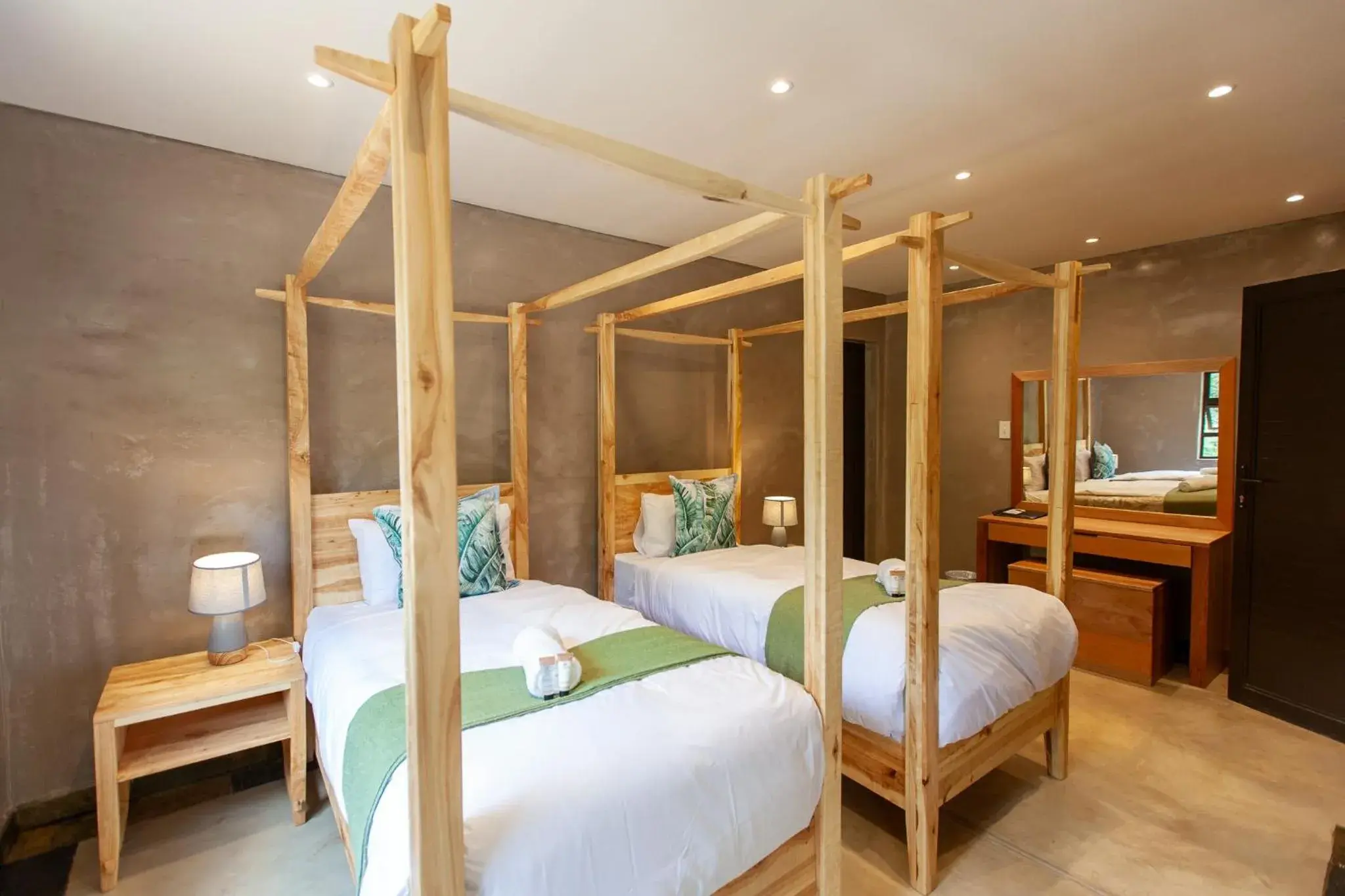 Luxury Twin Room - single occupancy in Kruger Adventure Lodge Luxury Twin Room - single occupancy in Kruger Adventure Lodge