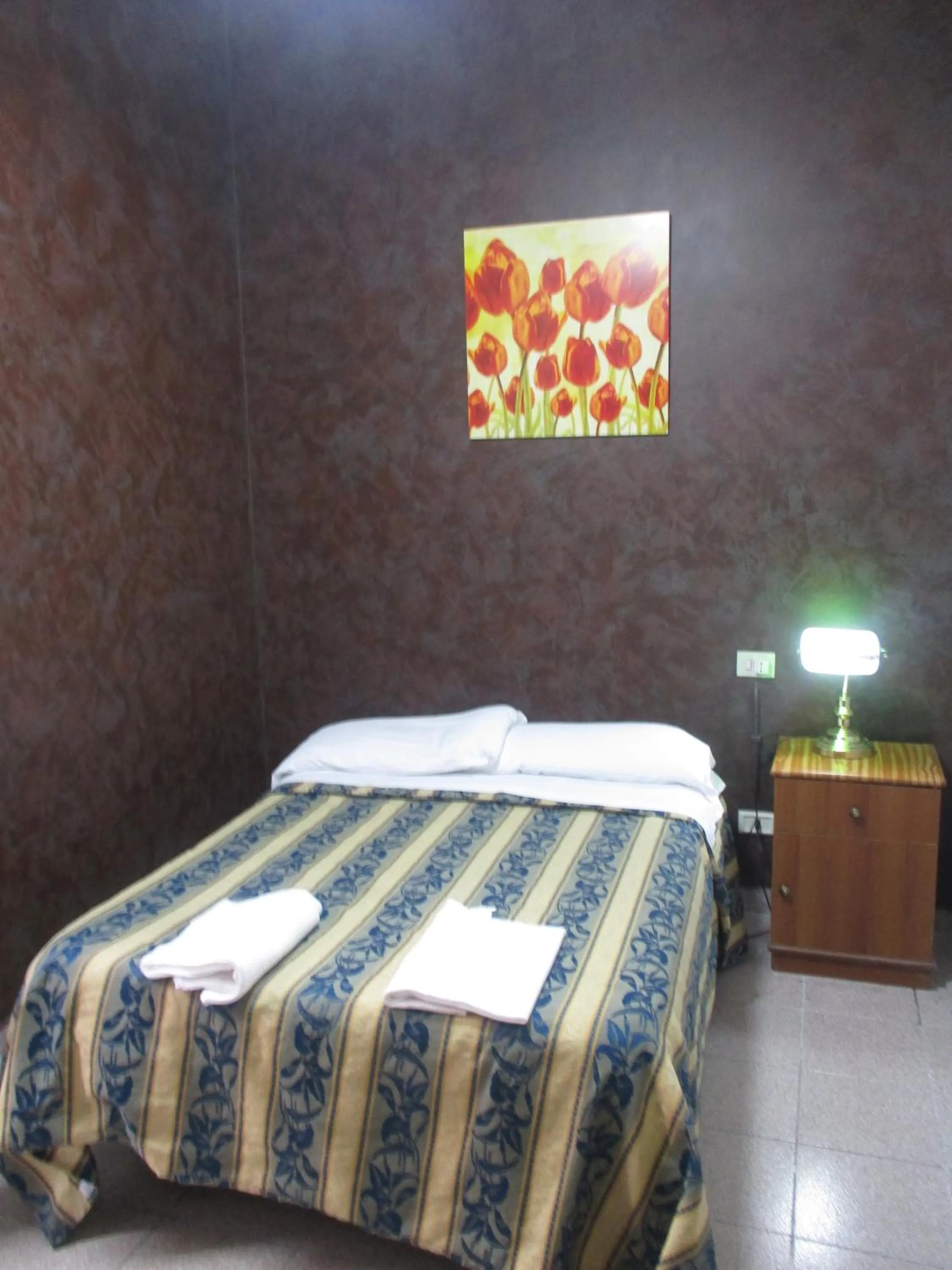 Photo of the whole room, Bed in Hotel Gloria