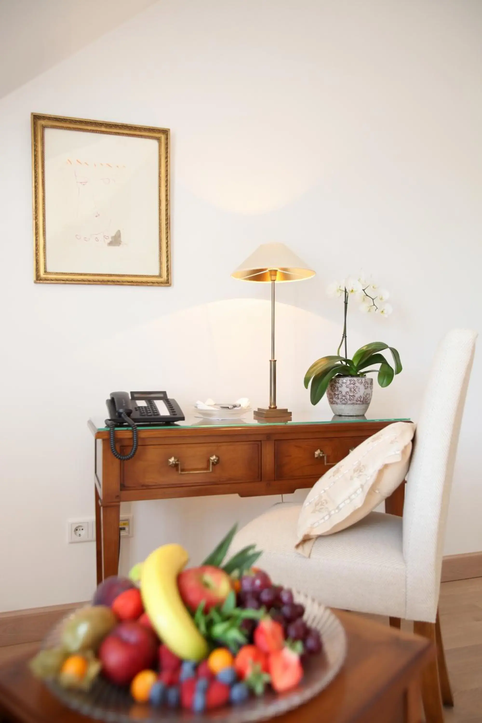 Deluxe Double Room with Balcony - single occupancy in Hotel Restaurant Krone Deluxe Double Room with Balcony - single occupancy in Hotel Restaurant Krone