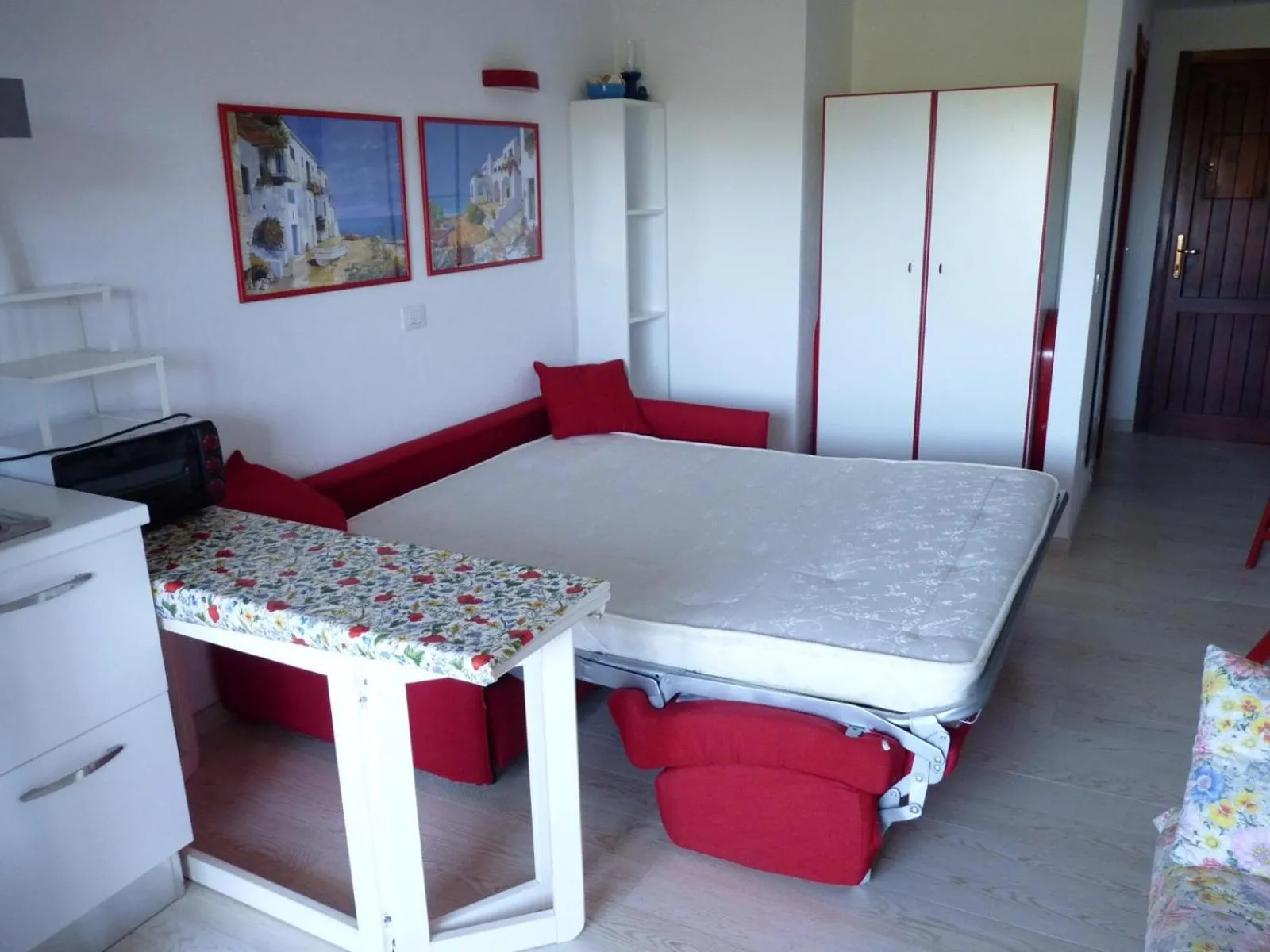 Bed in Marinella, Sardegna