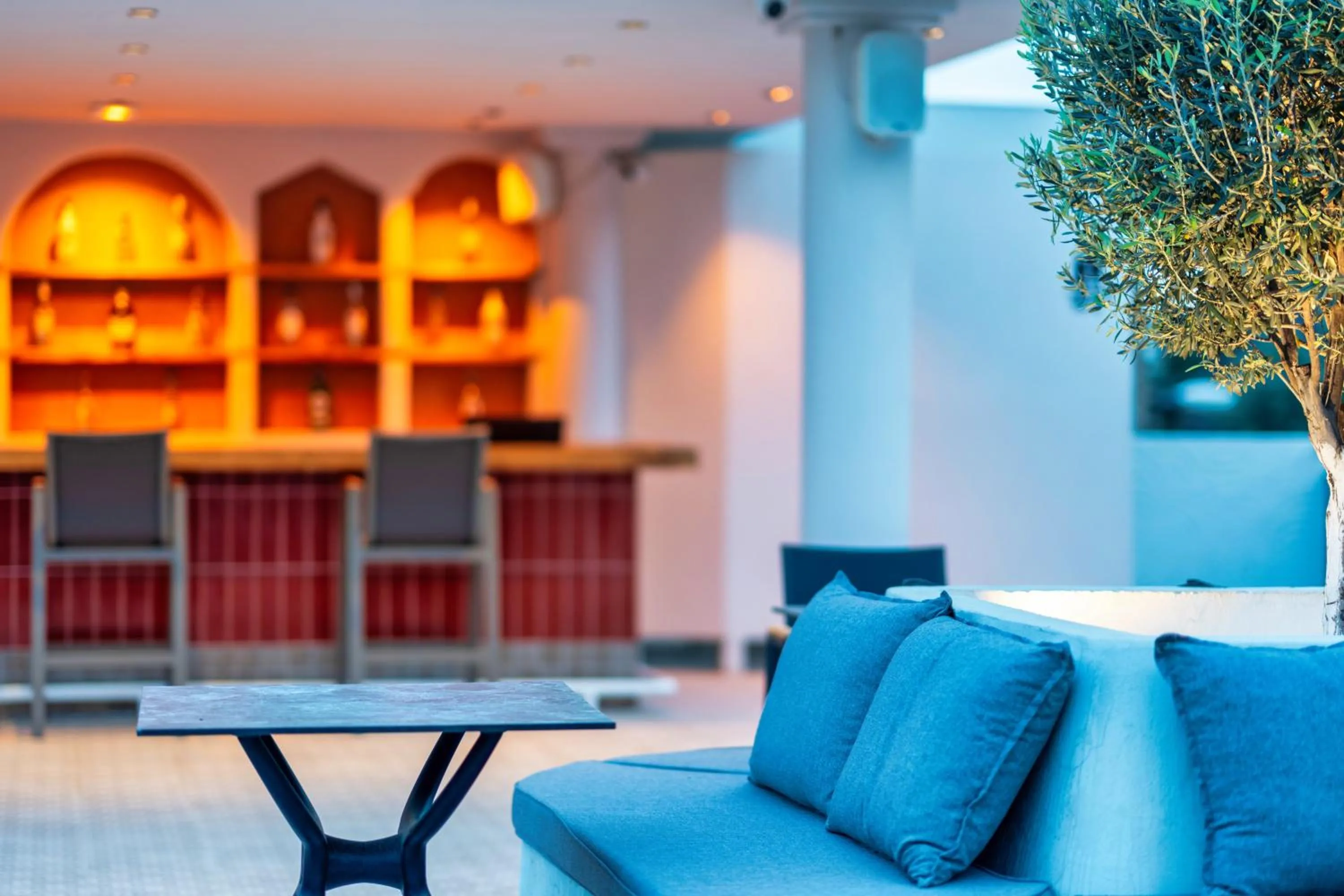 Montebello Deluxe Hotel