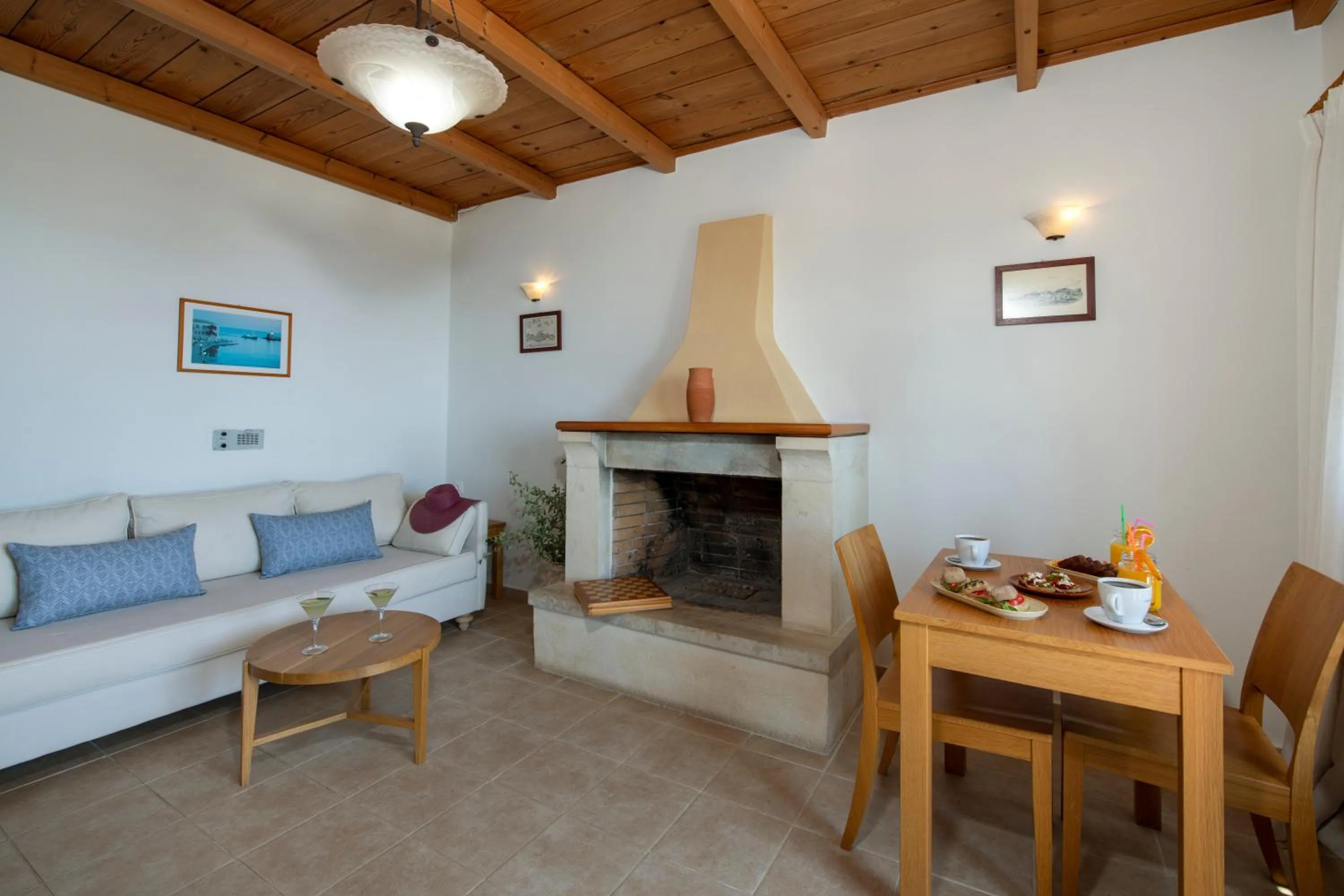 Living room in Stefanos Village Hotel