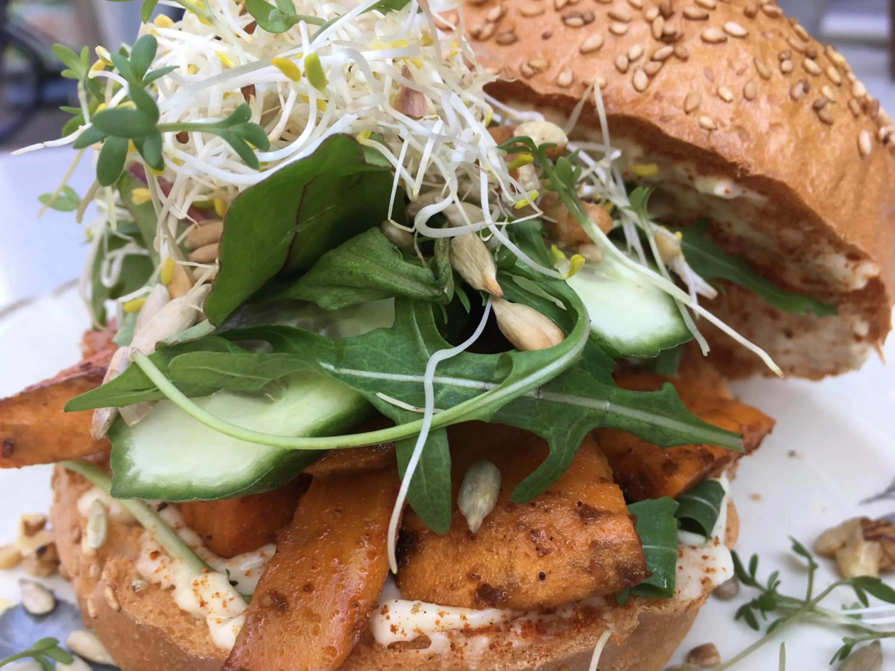 Restaurant/places to eat in SOEPP hotel & restaurant