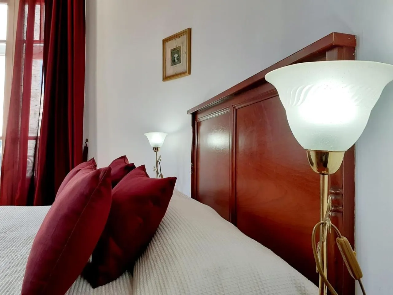 Bed in Hotel Benevento