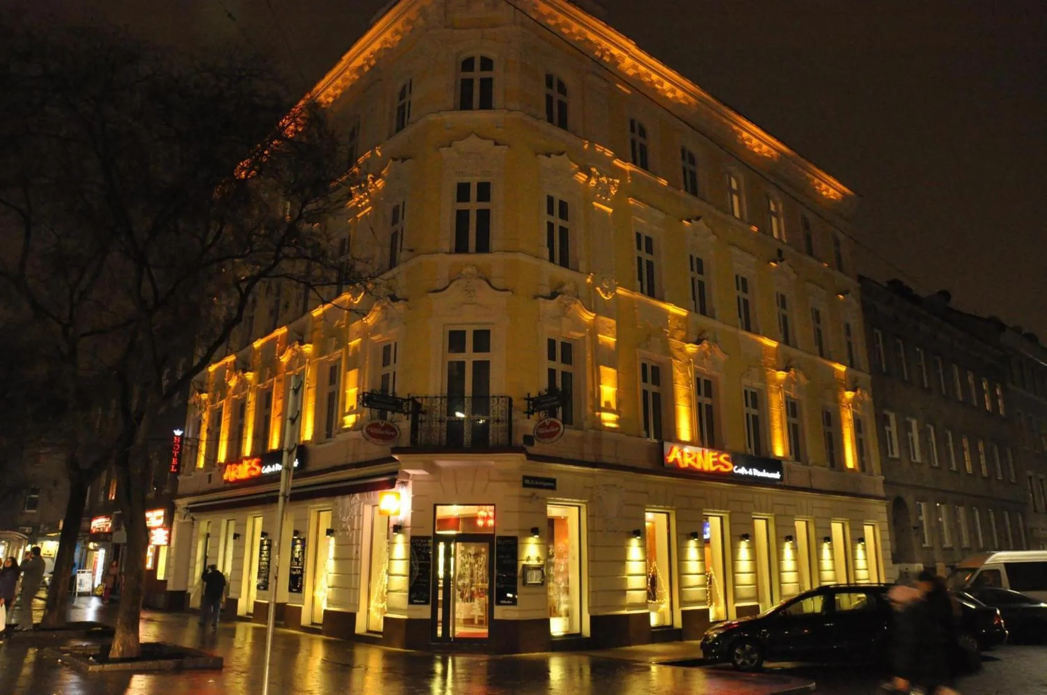 Facade/entrance in Arnes Hotel Vienna