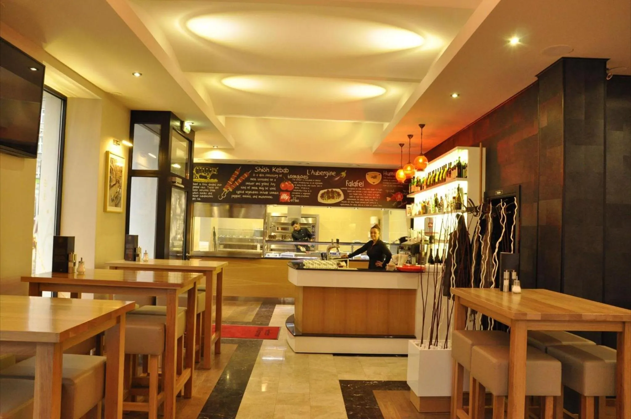 Restaurant/places to eat in Arnes Hotel Vienna