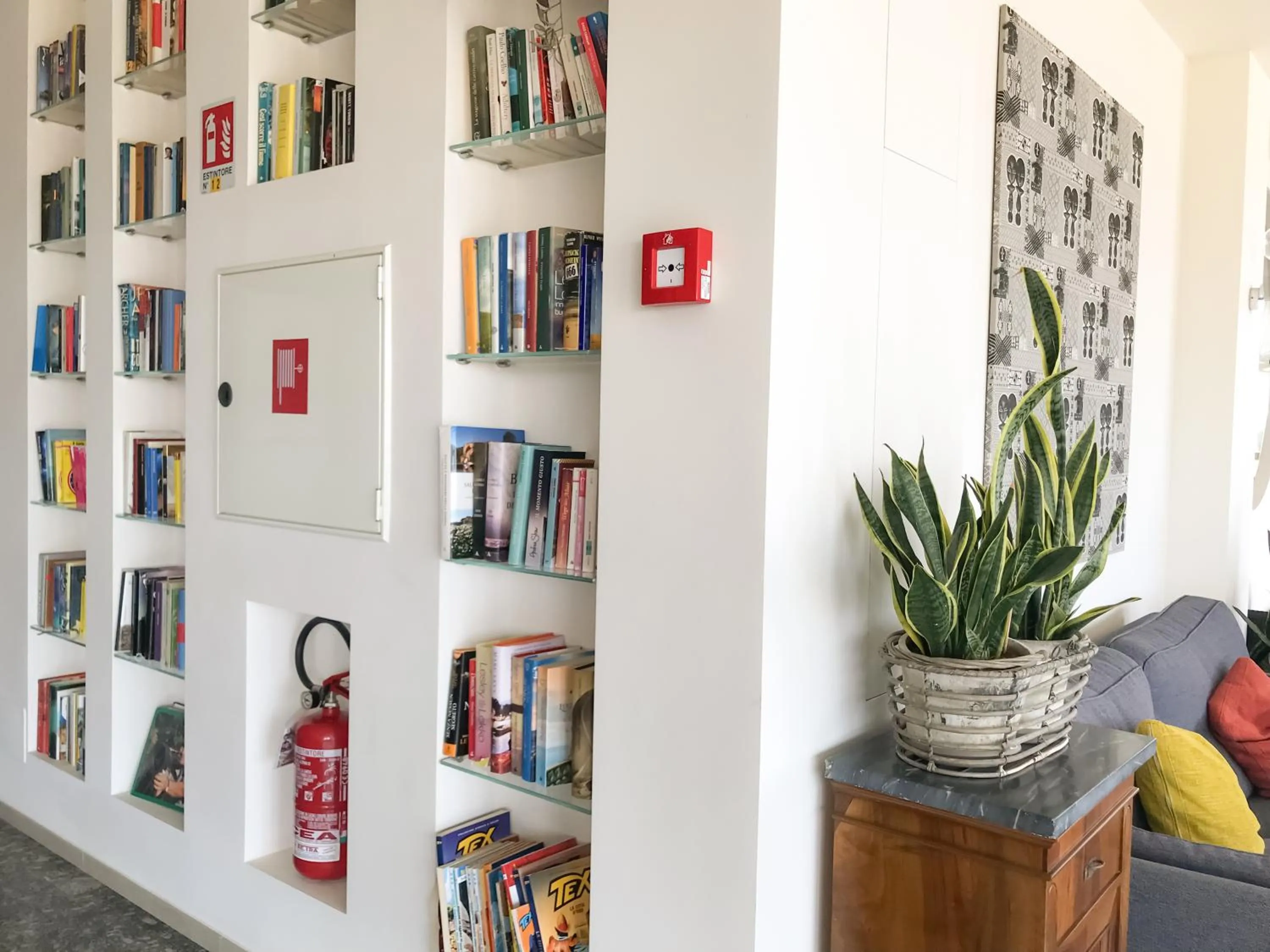 Library in Hotel Caesar