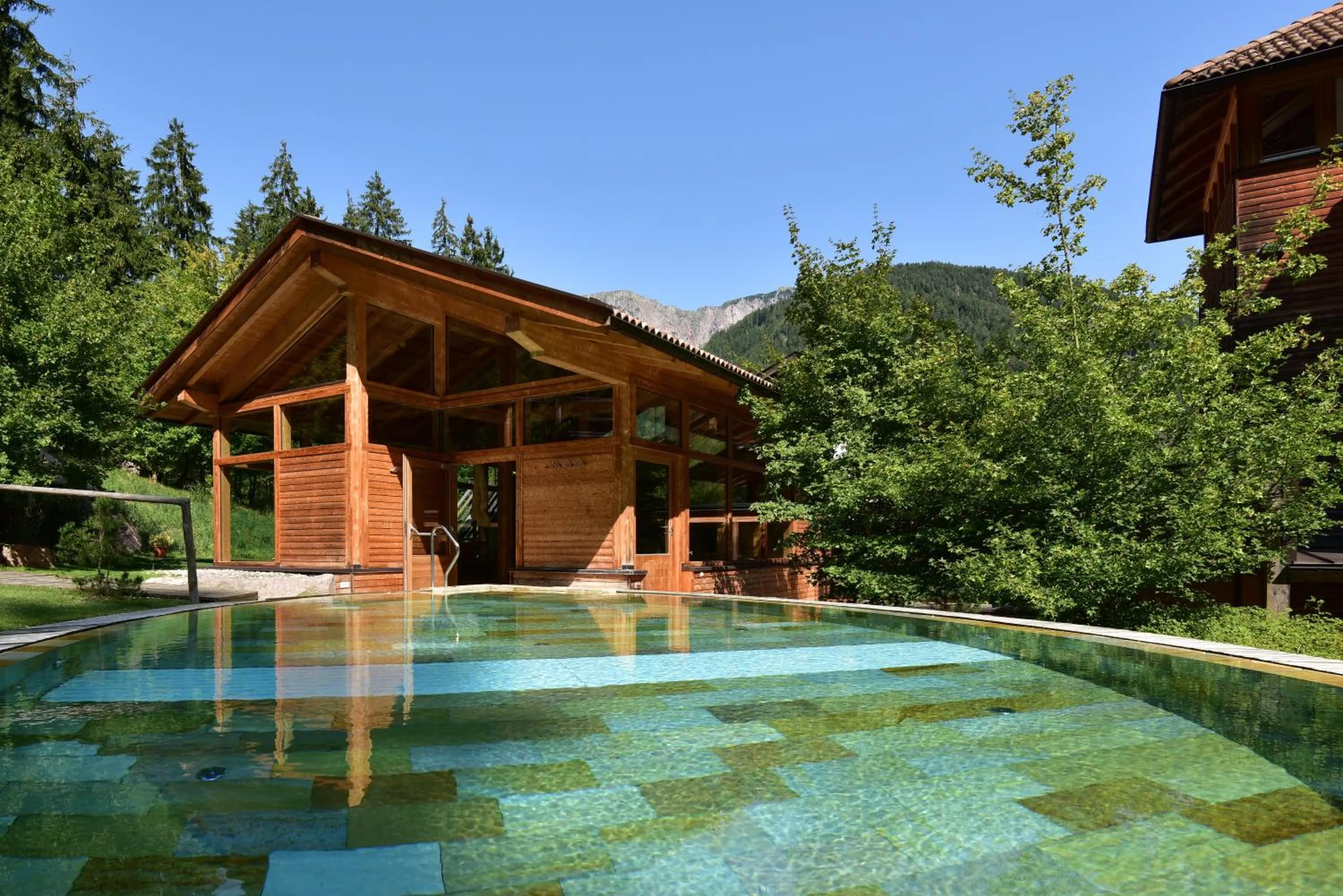Swimming pool in Hotel Bad Schörgau