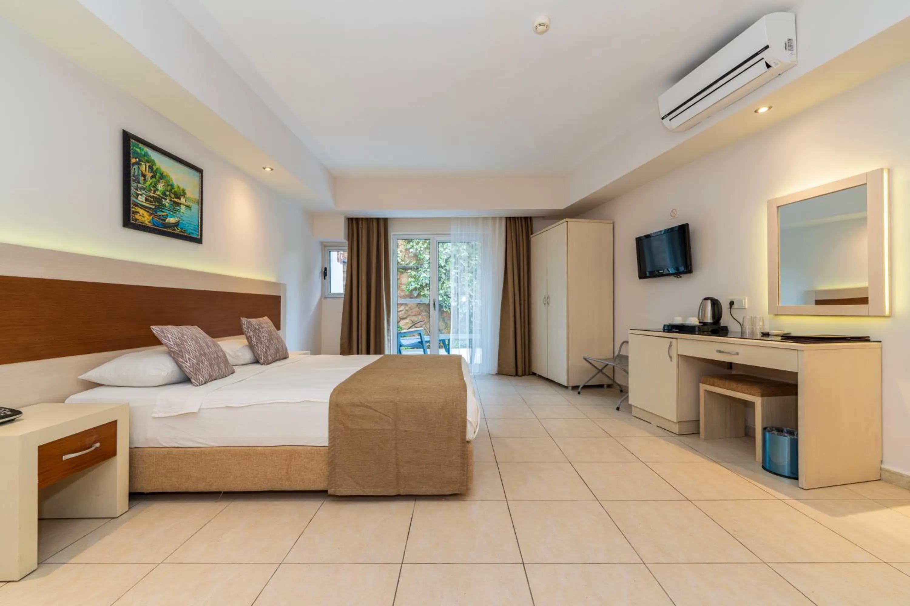 Bed in Montebello Resort Hotel - All Inclusive