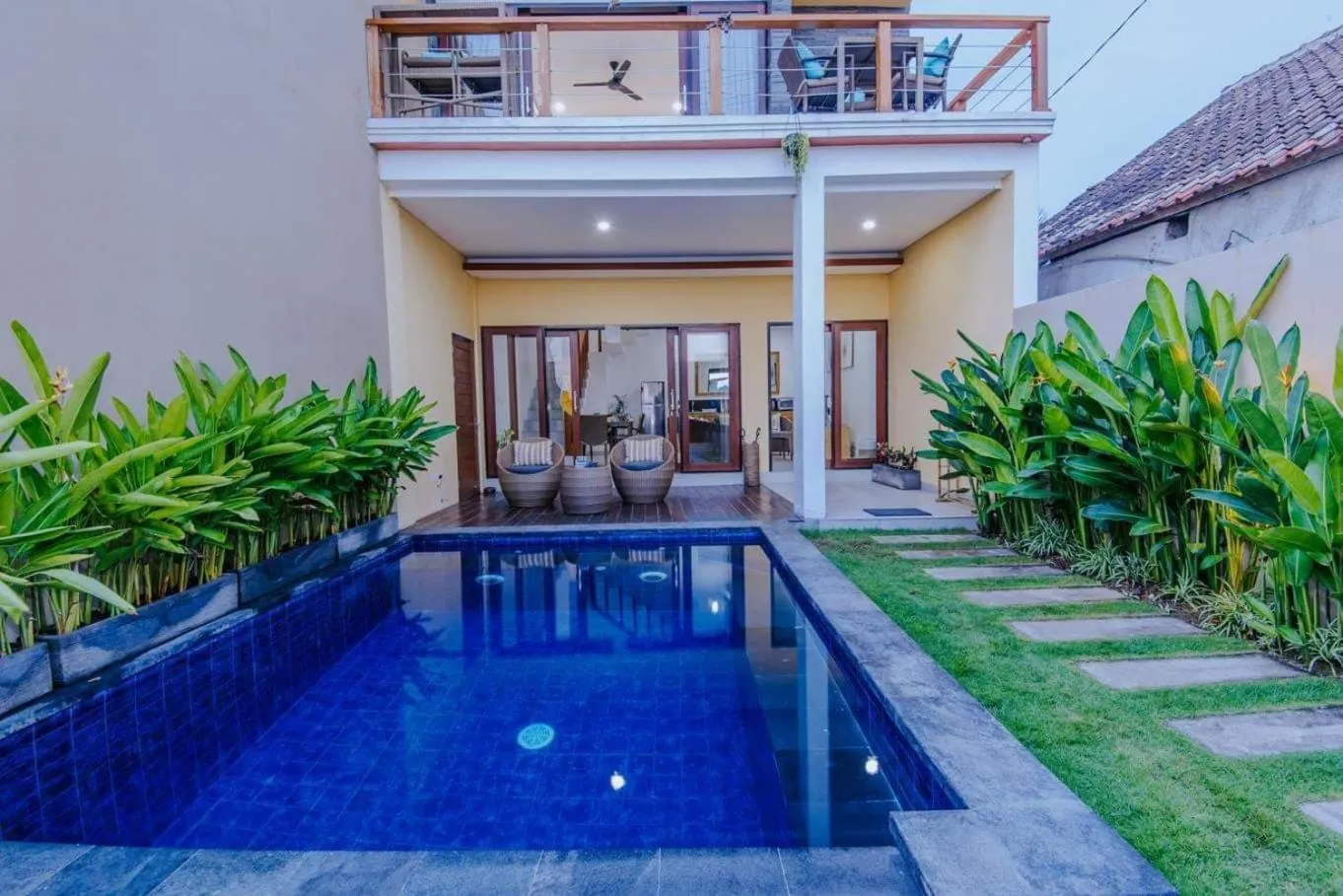 Swimming pool in Secret Outlook Lembongan