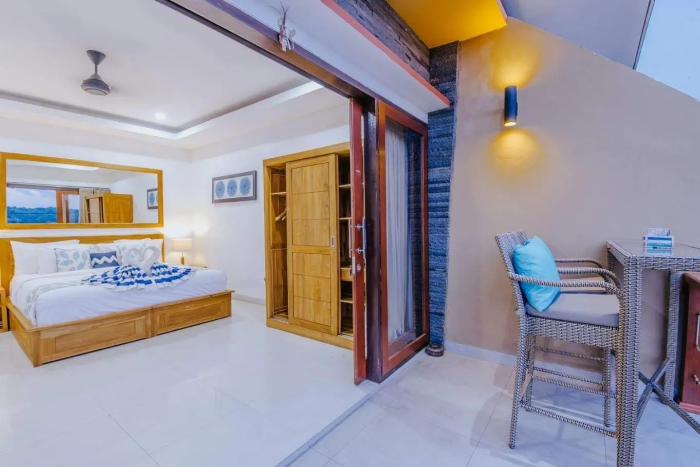 Bed in Secret Outlook Lembongan