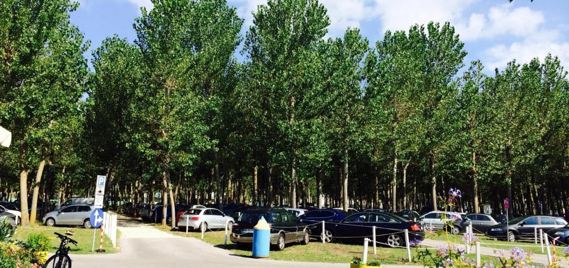 Parking in Hotel Danubio