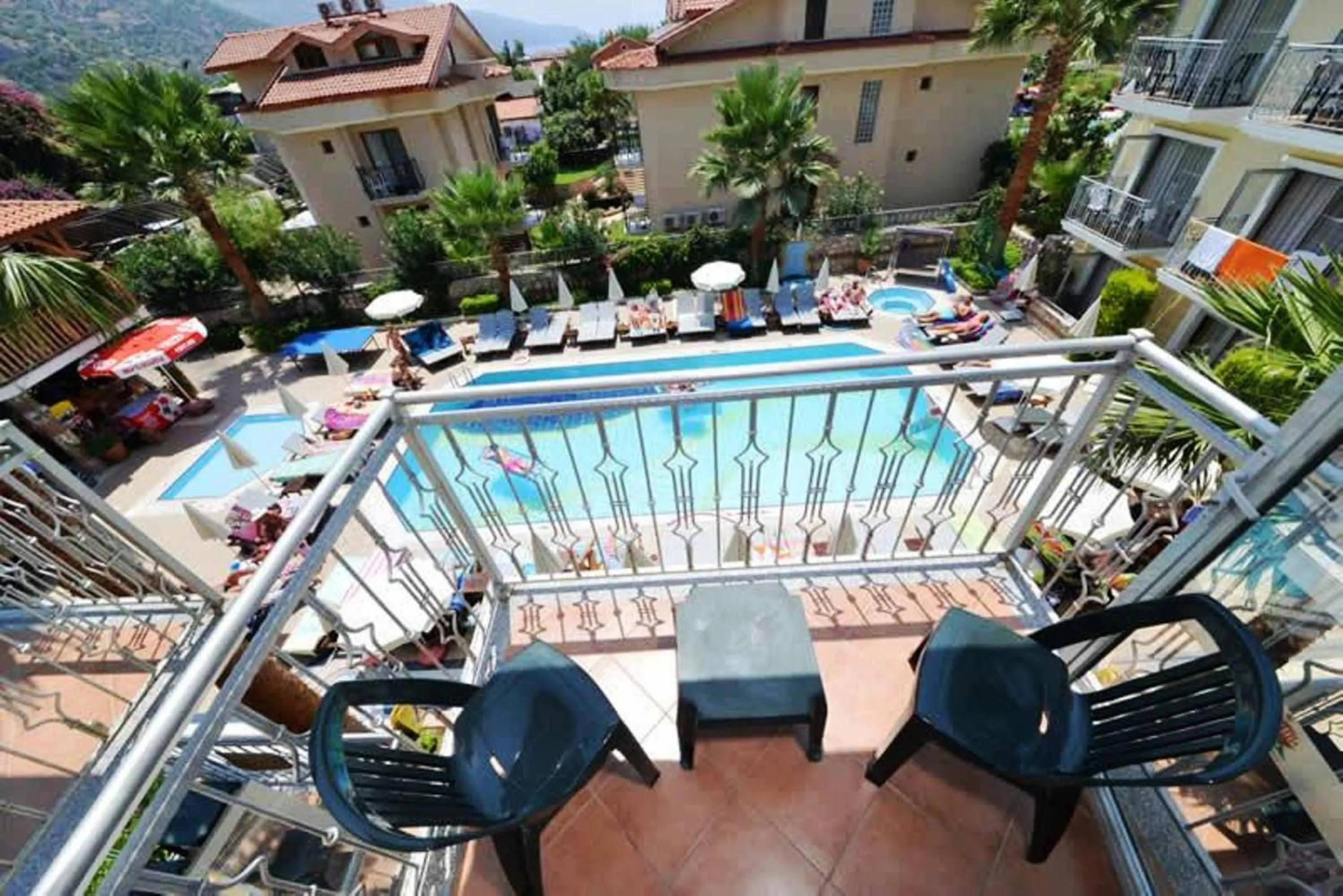 Swimming pool in Villa Beldeniz