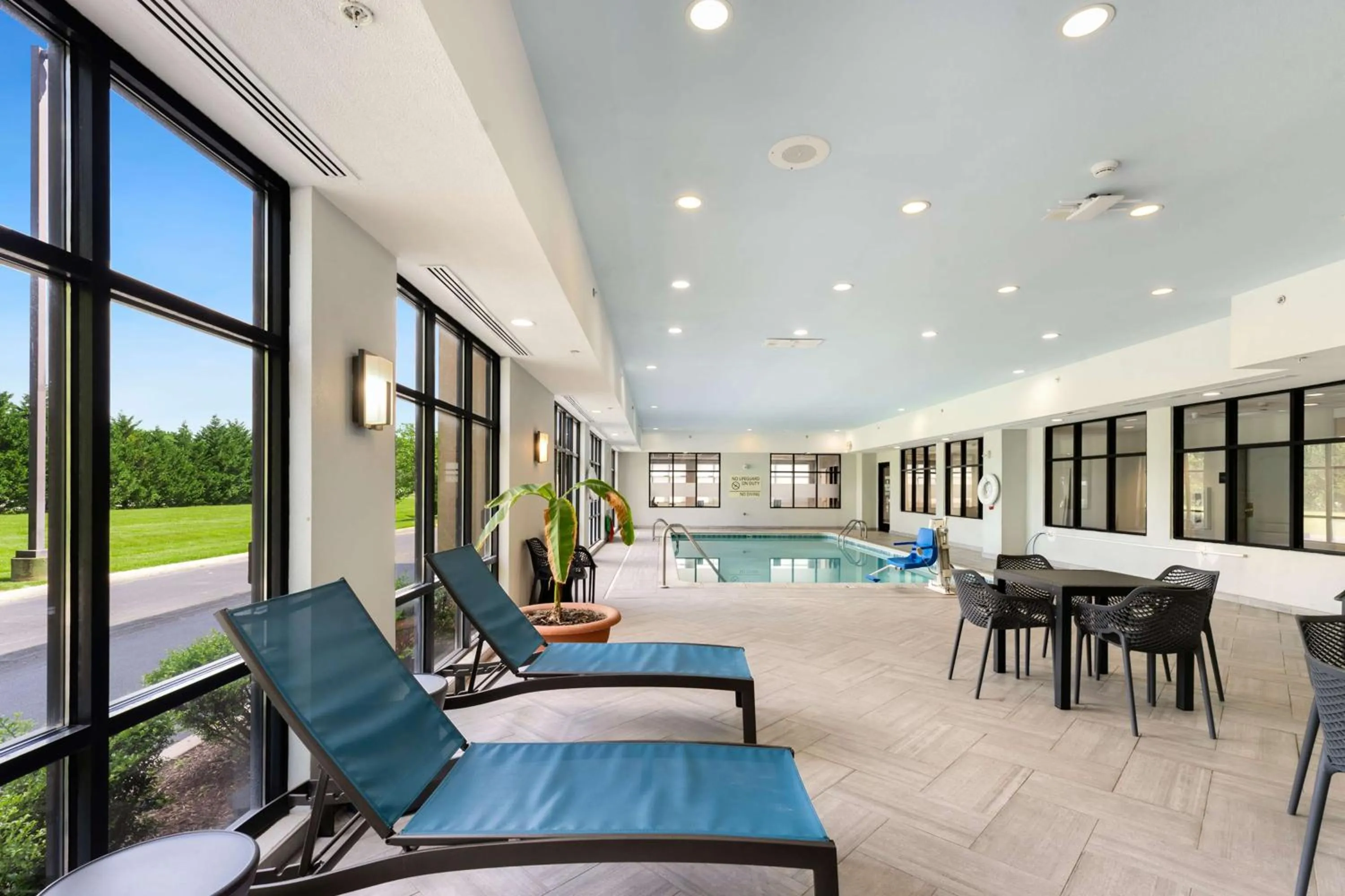 Pool view in Hampton Inn Milford