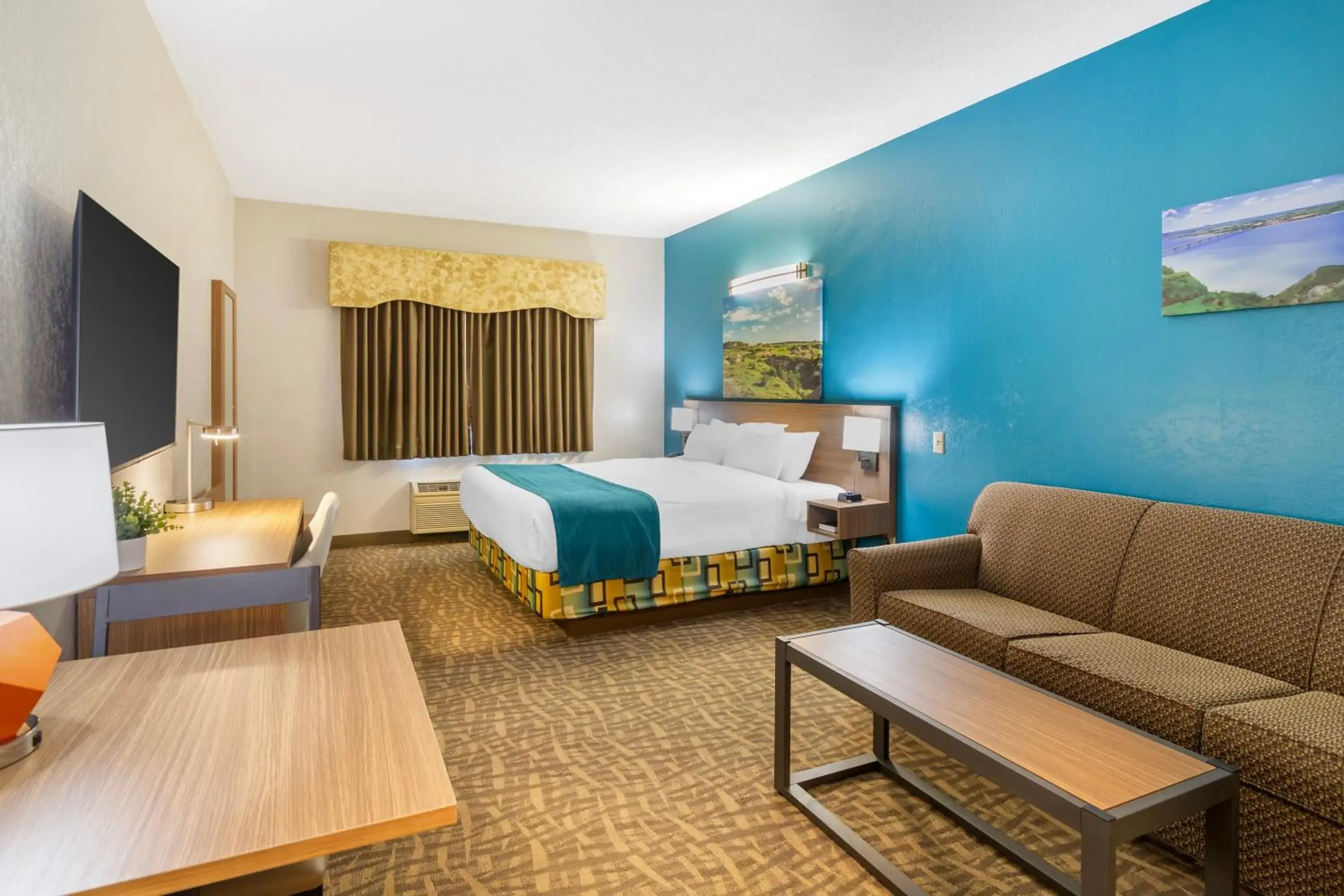 Bed in EverSpring Suites Bed in EverSpring Suites