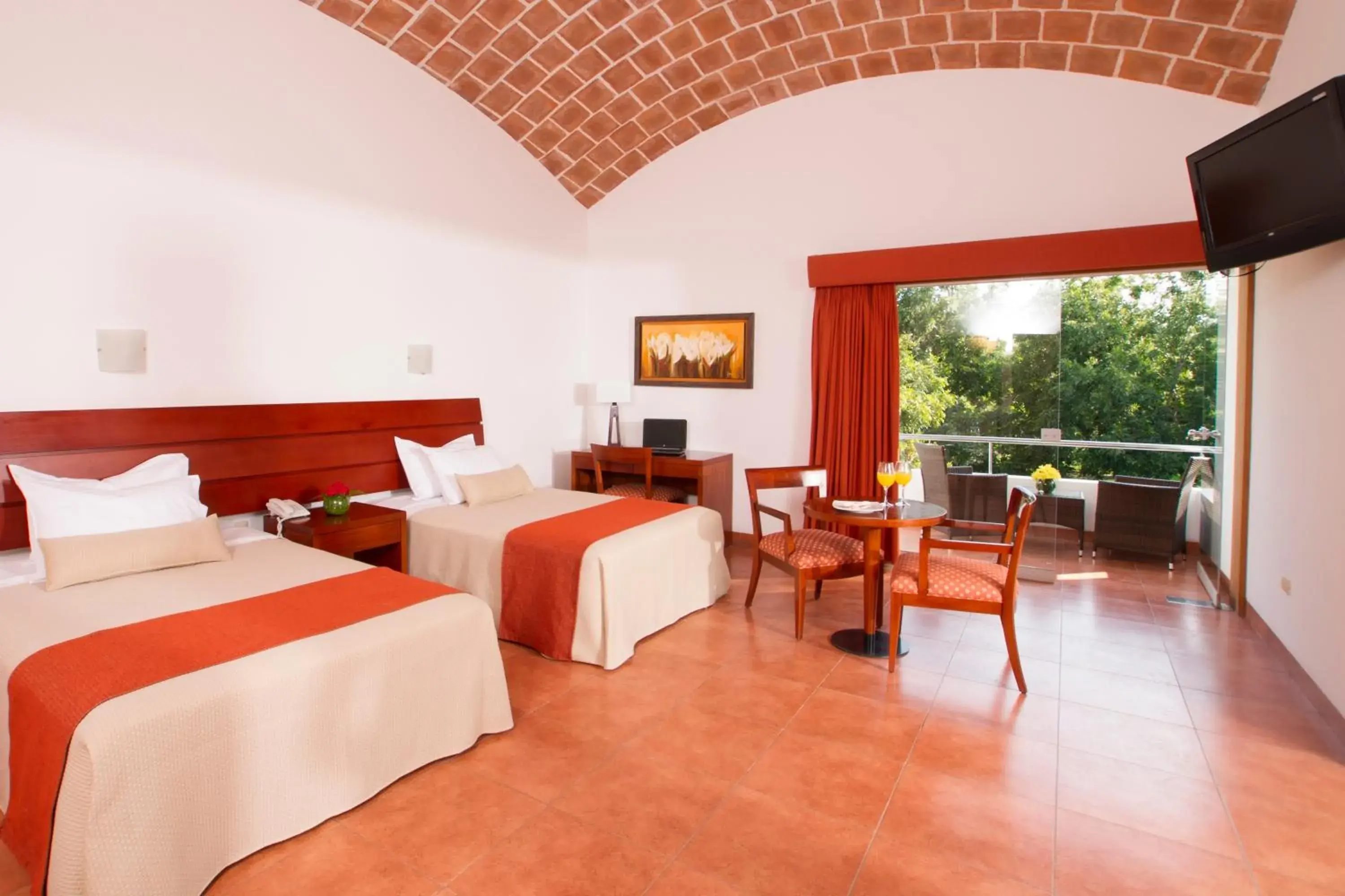 Superior Twin Room with Terrace in Hotel Las Dunas Superior Twin Room with Terrace in Hotel Las Dunas