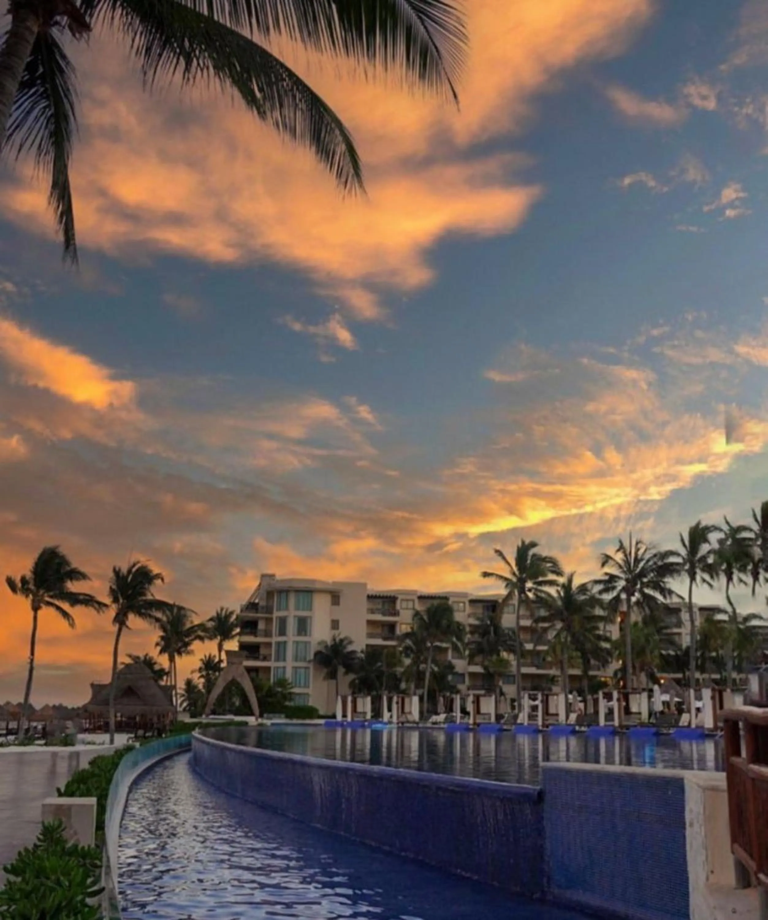 Pool view in Dreams Riviera Cancun Resort & Spa - All Inclusive