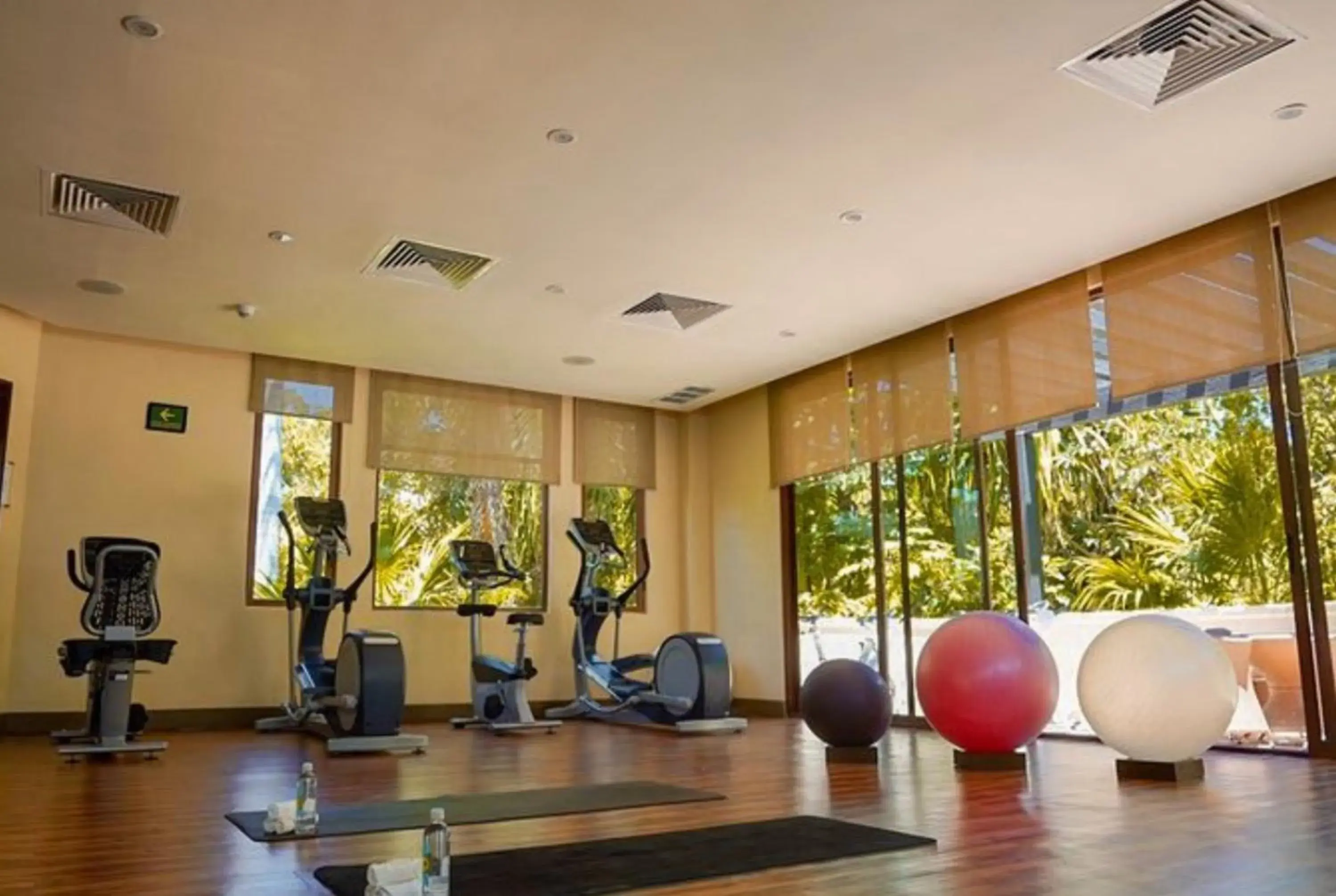 Fitness centre/facilities in Dreams Riviera Cancun Resort & Spa - All Inclusive Fitness centre/facilities in Dreams Riviera Cancun Resort & Spa - All Inclusive