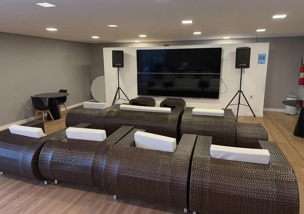 Living room in Wembley Inn Hotel