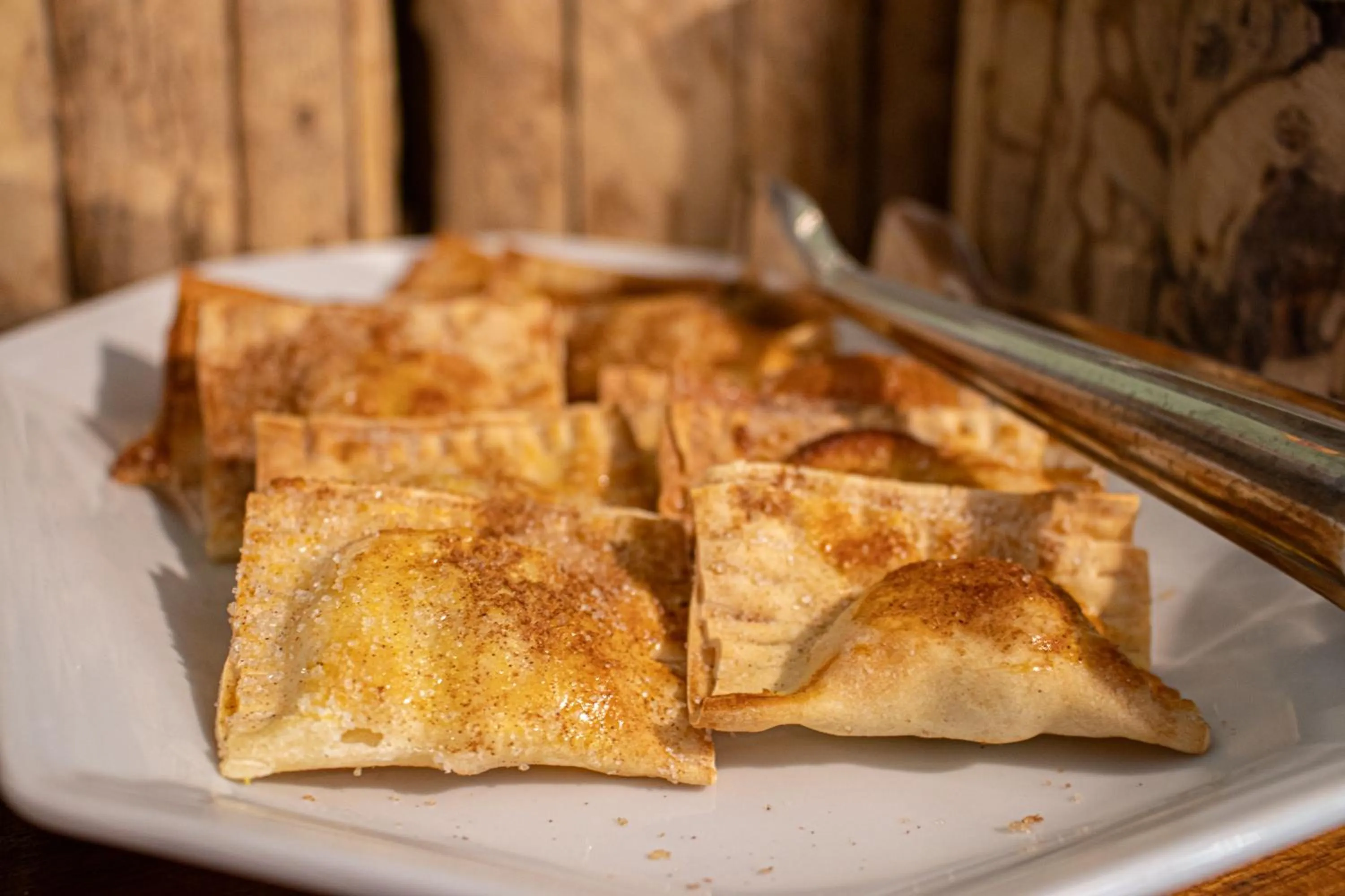 Buffet breakfast in Pousada Encantos de Arraial