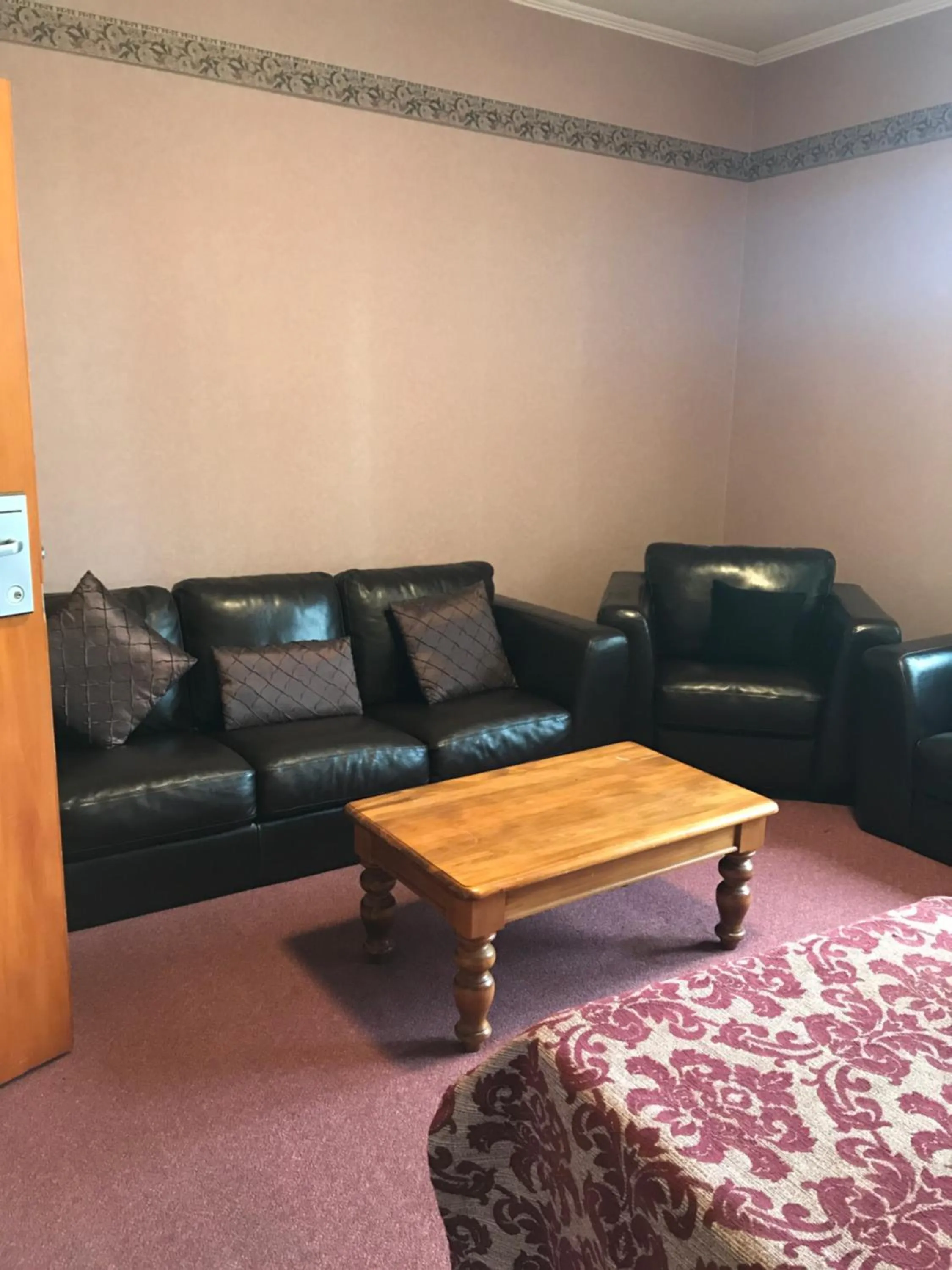 Criterion Club Hotel