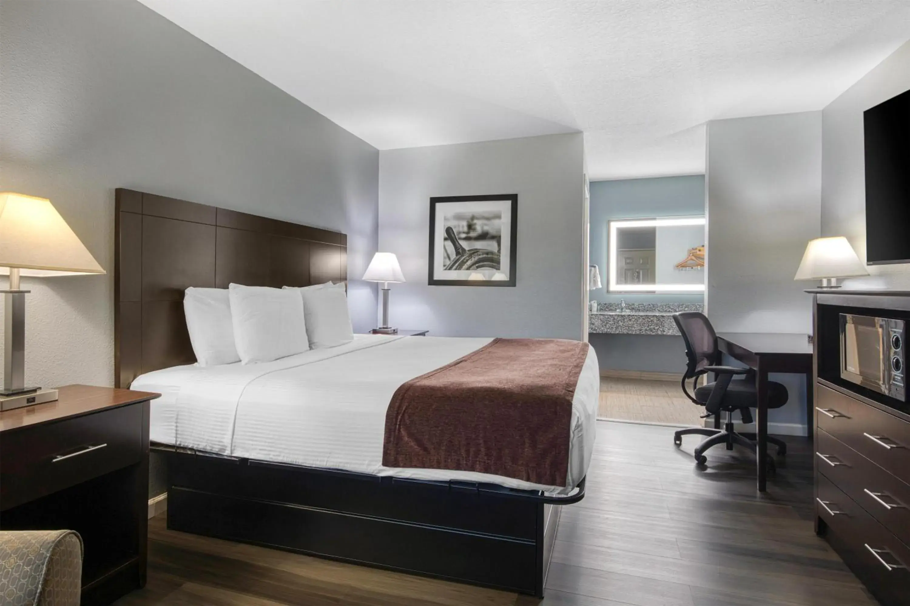 Bedroom, Bed in Best Western Lake Conroe Inn Bedroom, Bed in Best Western Lake Conroe Inn