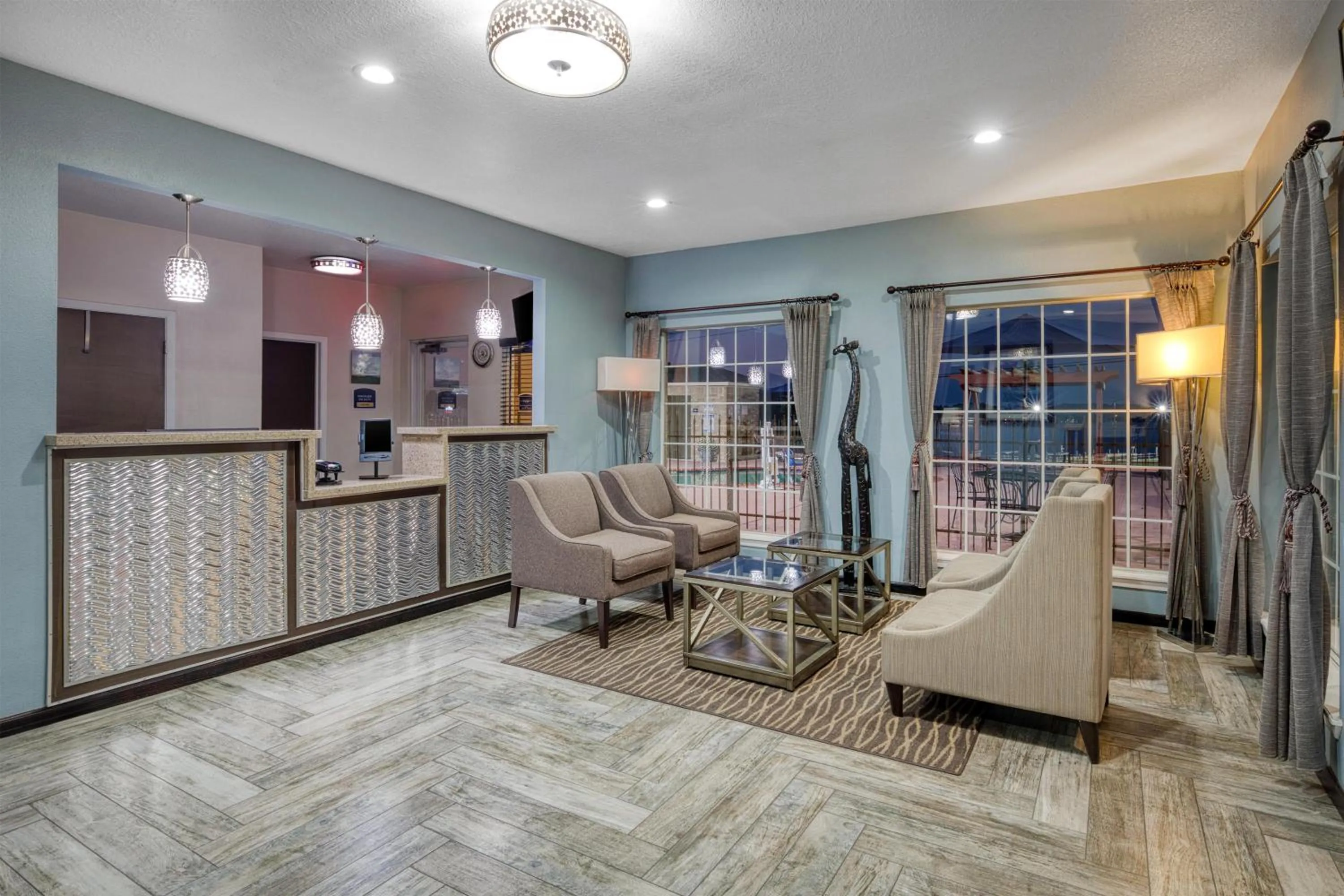 Lobby or reception in Best Western Lake Conroe Inn