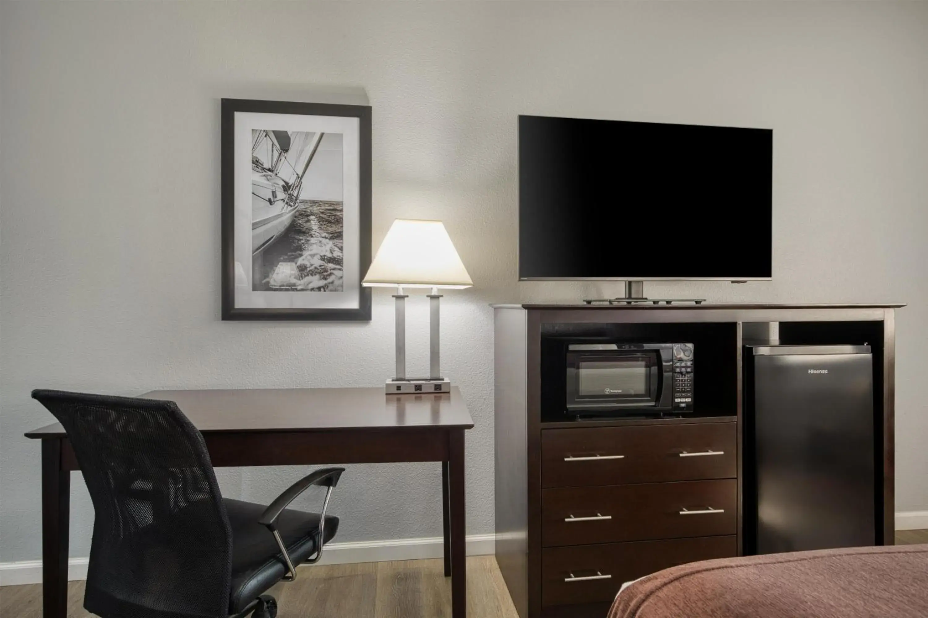 Bedroom in Best Western Lake Conroe Inn Bedroom in Best Western Lake Conroe Inn