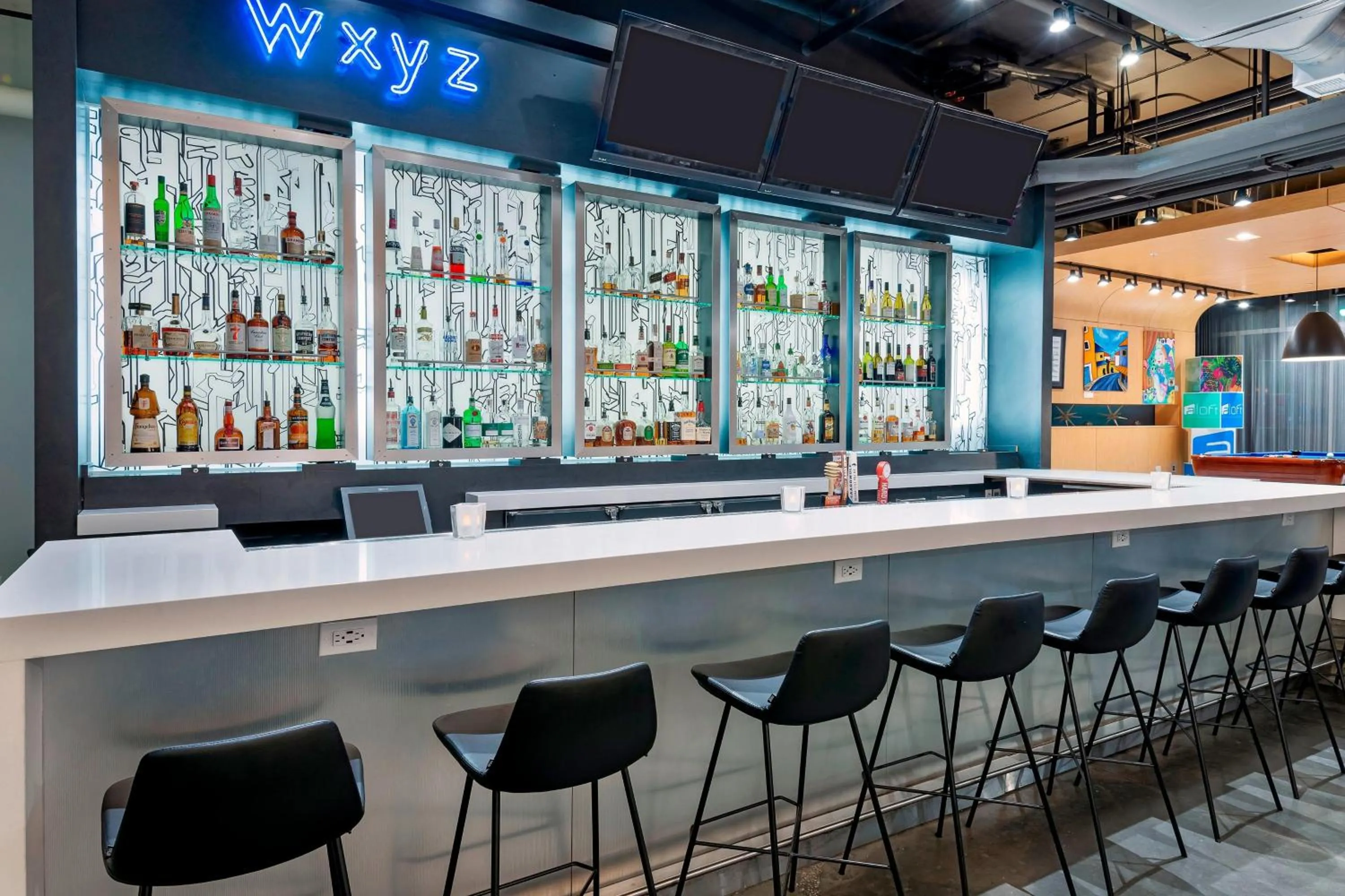 Lounge or bar in Aloft Jacksonville Airport