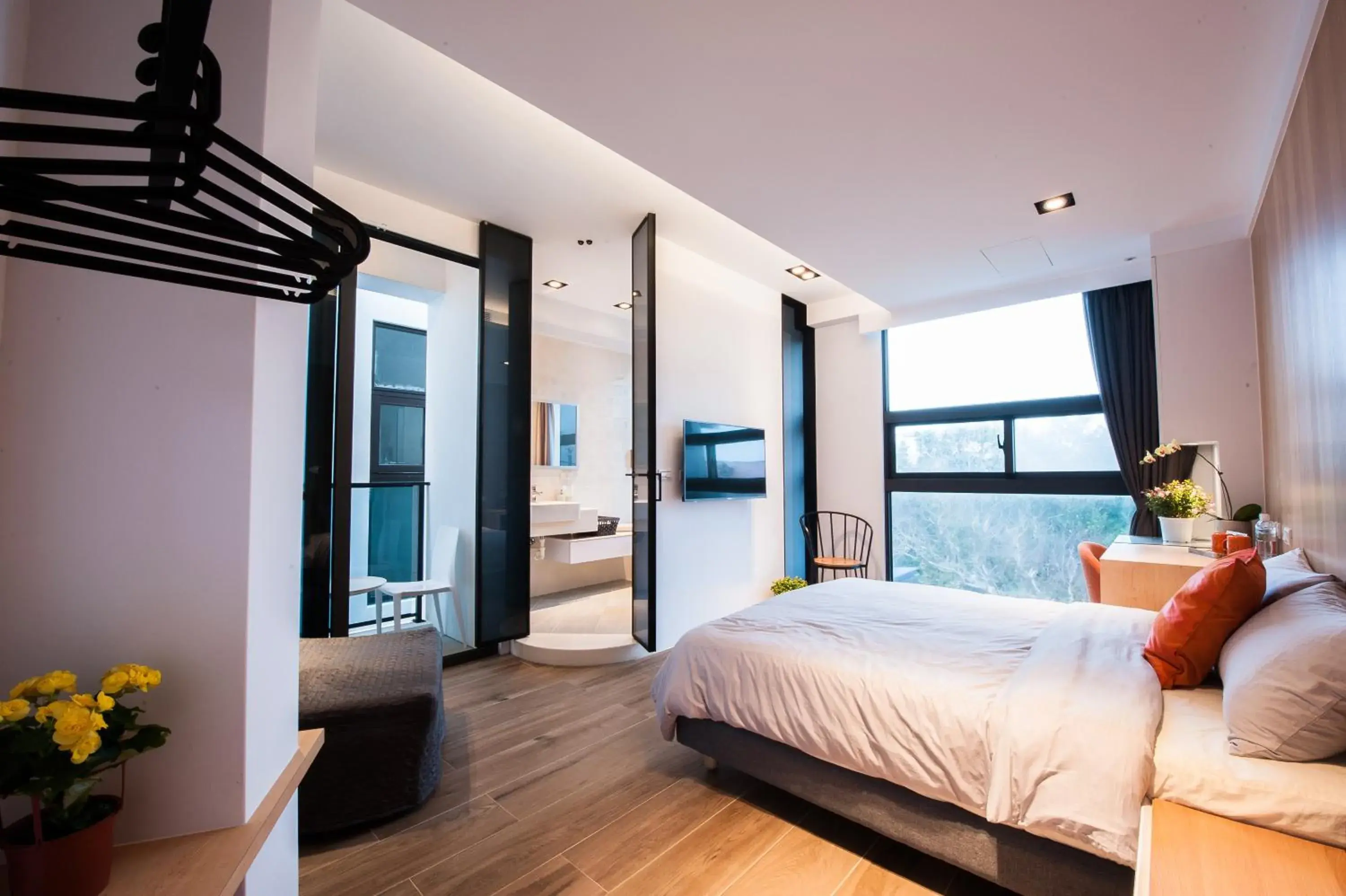 Photo of the whole room, Bed in Galilee B&B 加利利海民宿 Photo of the whole room, Bed in Galilee B&B 加利利海民宿