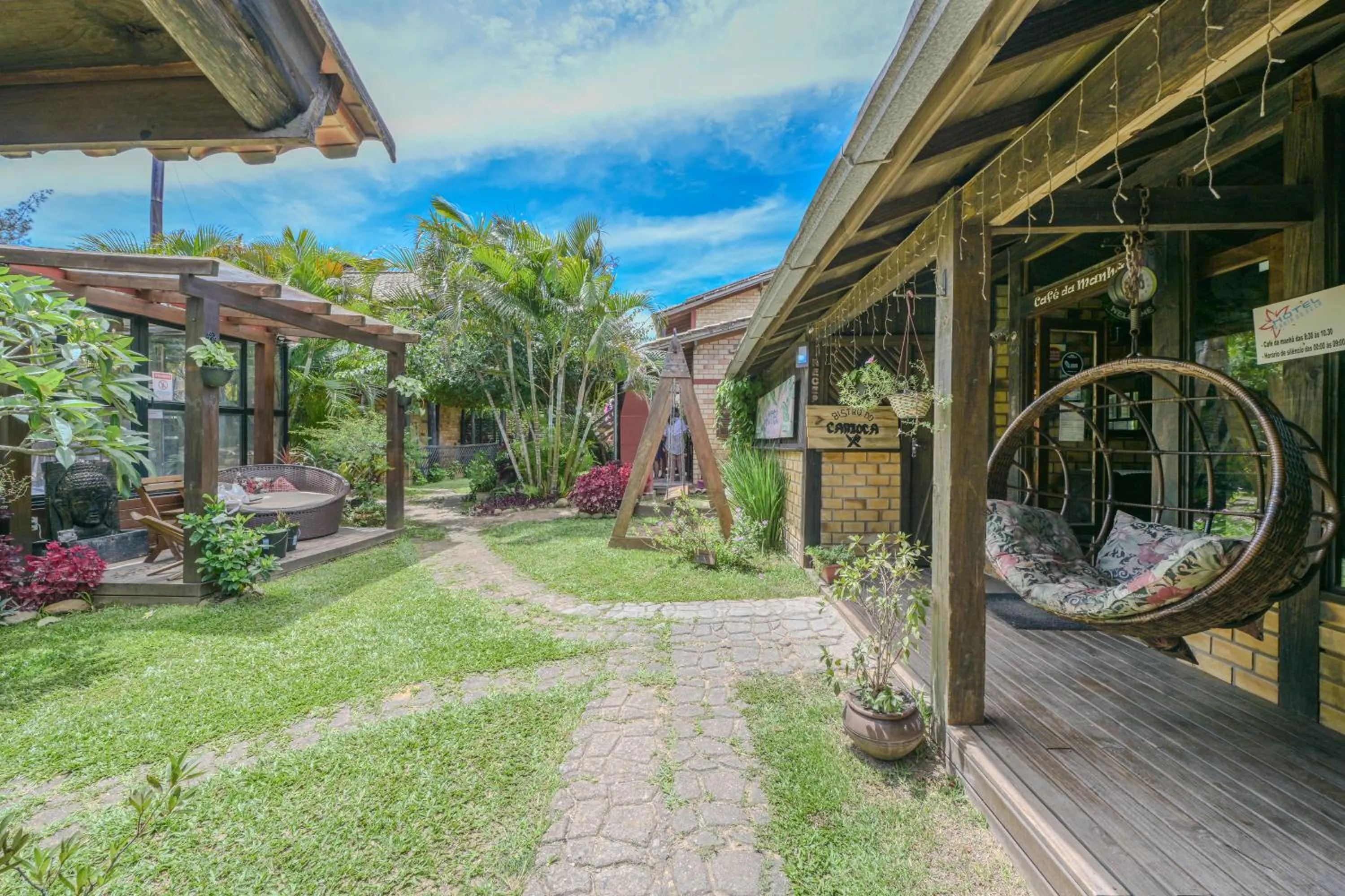 Garden view in Hotel Praia Do Rosa