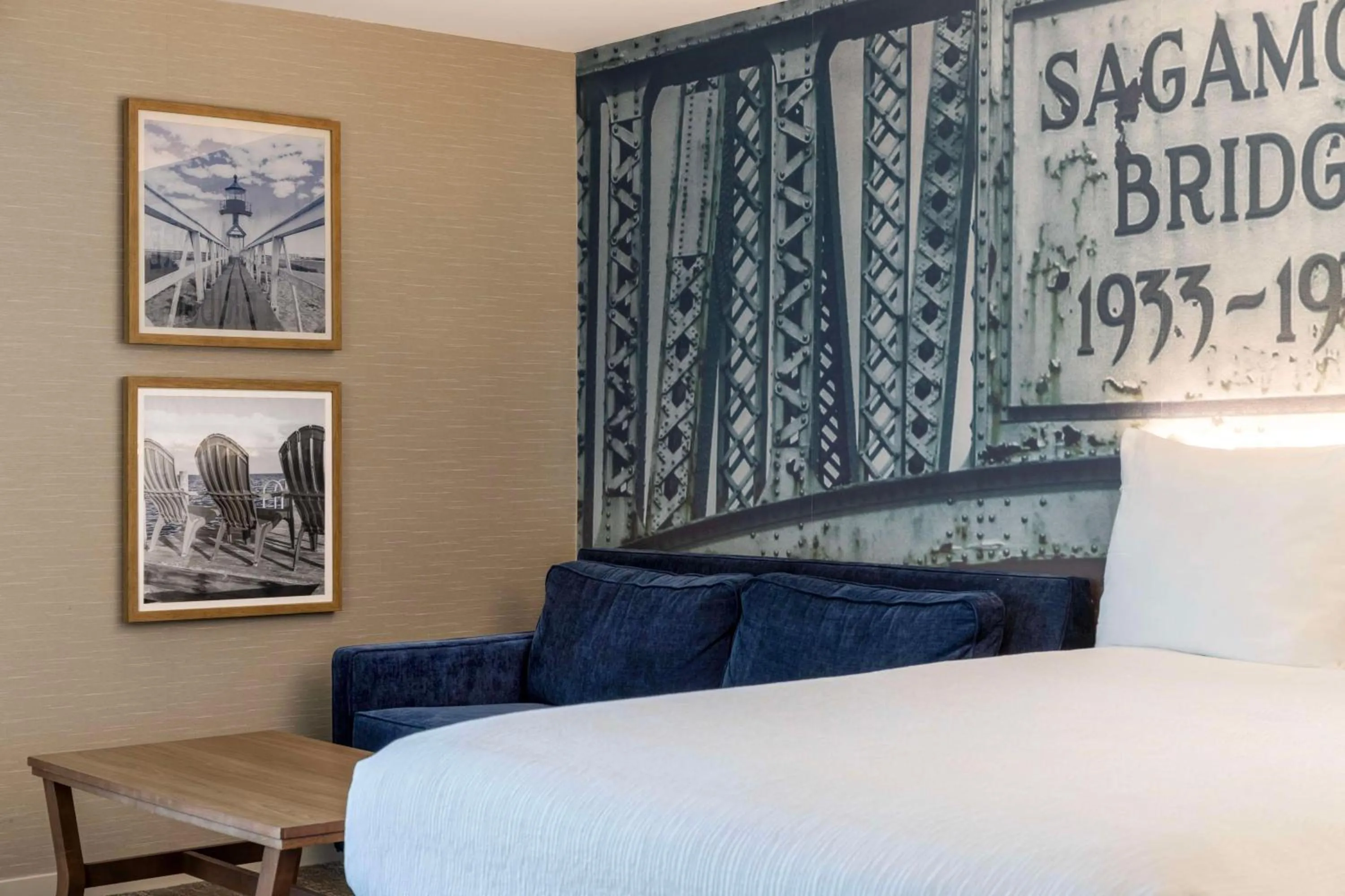 Bedroom, Bed in Aiden by Best Western Cape Cod - West Yarmouth